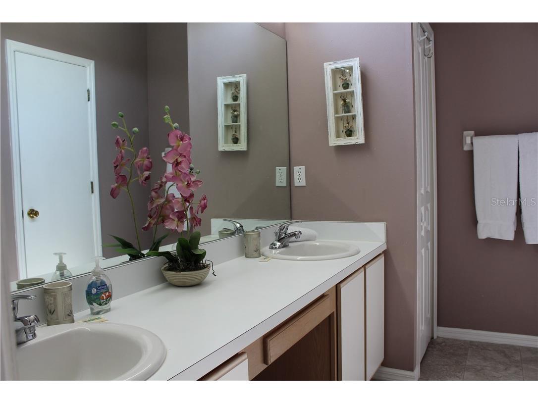 4668 56th Terrace E Bradenton FL 34203 A4475118 image16