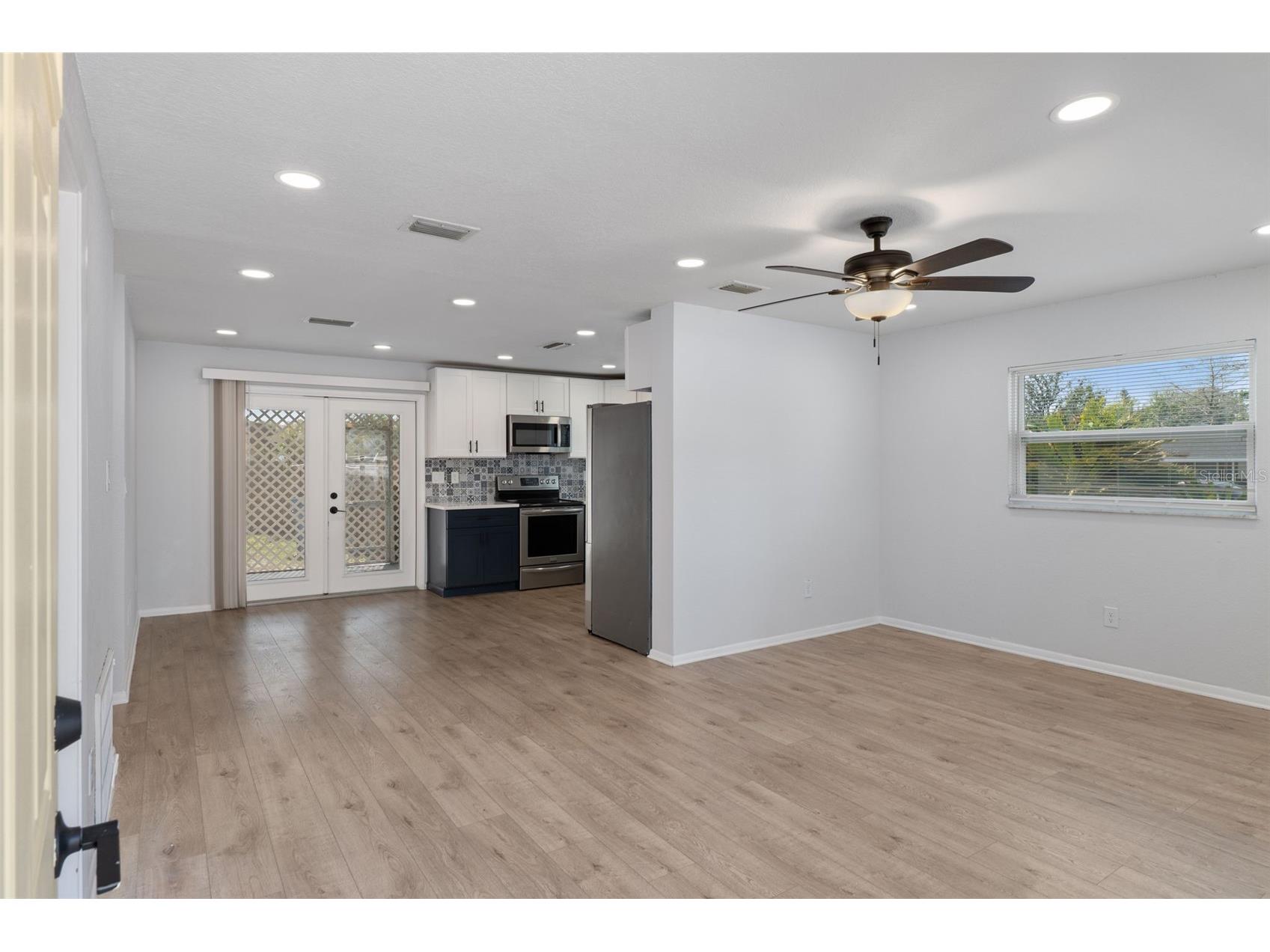 4668 Crescent Road Spring Hill FL 34606 W7883772 image6