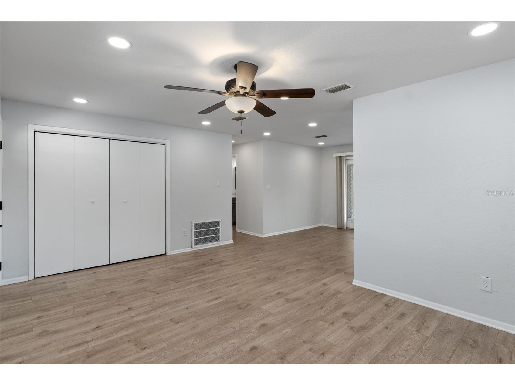 4668 Crescent Road Spring Hill FL 34606 W7883772 image9