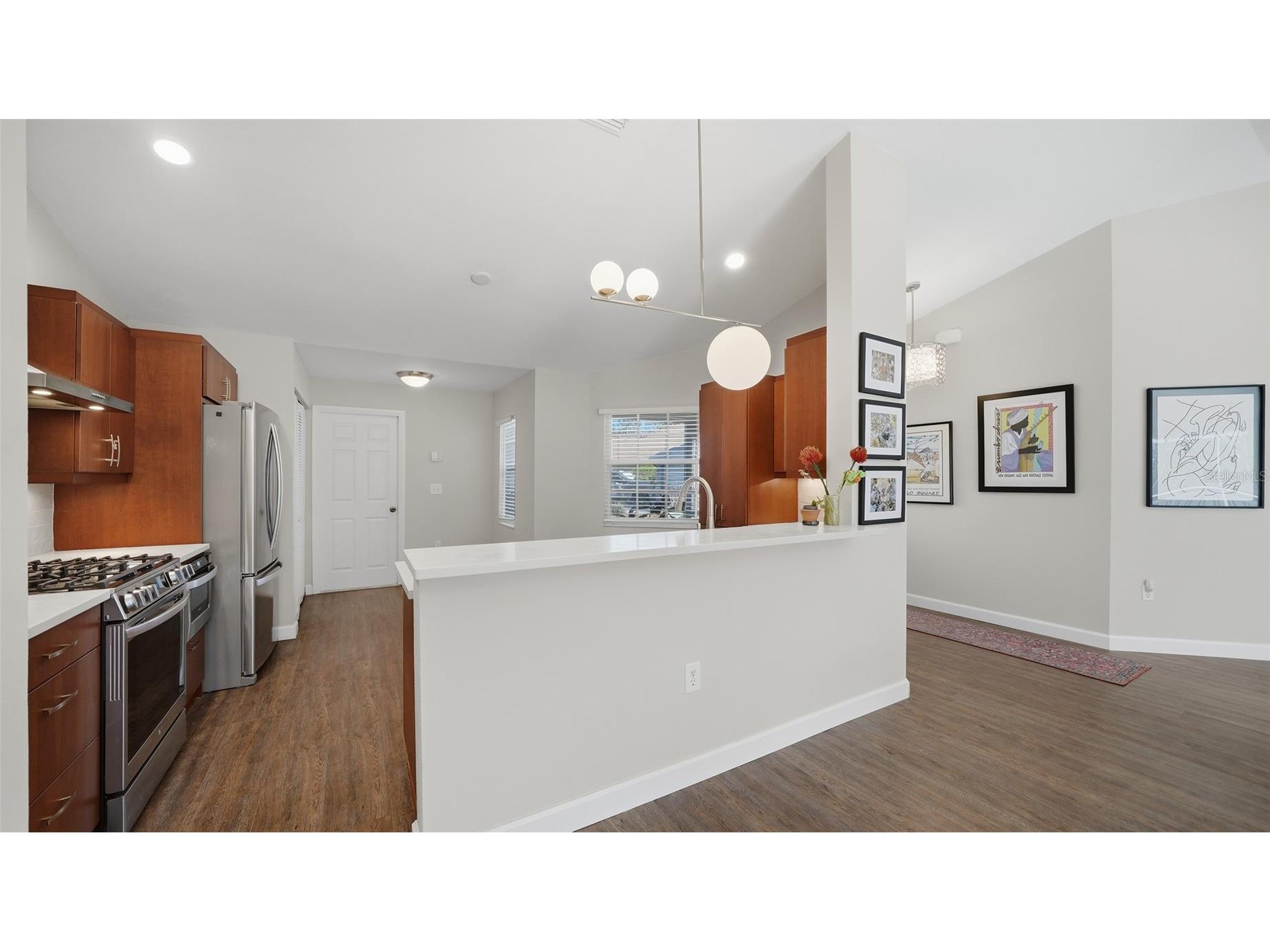 4668 Hamlets Grove Drive Sarasota FL 34235 A4687048 image16