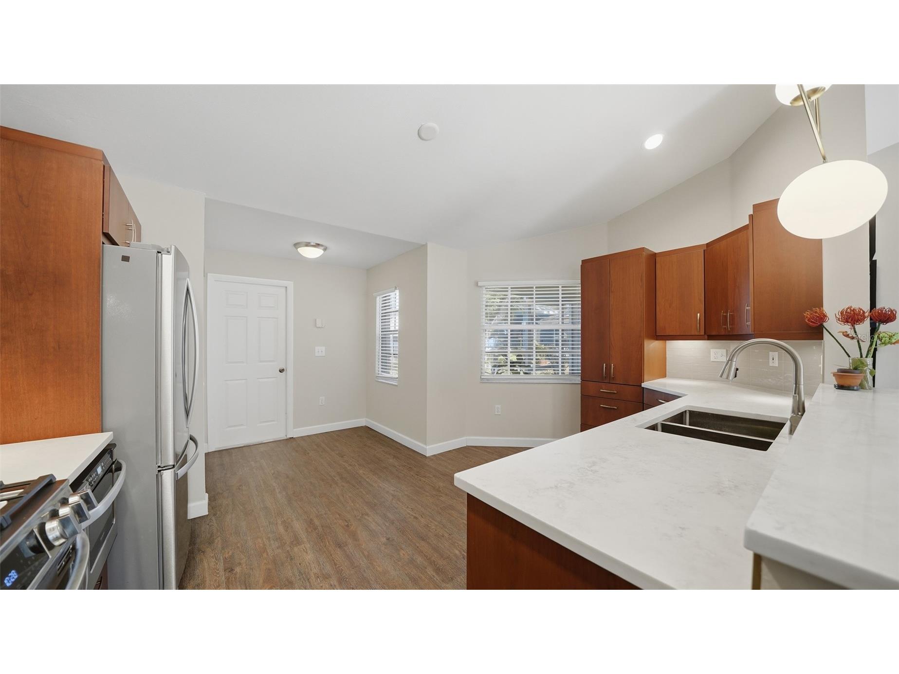 4668 Hamlets Grove Drive Sarasota FL 34235 A4687048 image18