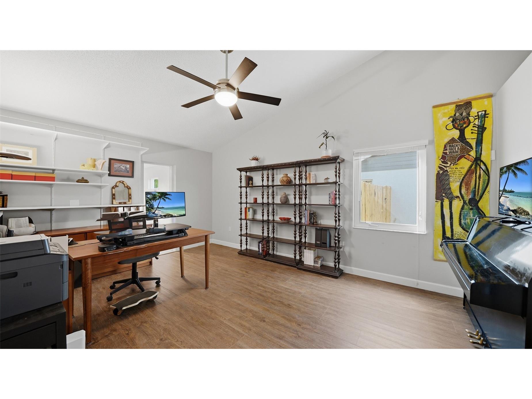 4668 Hamlets Grove Drive Sarasota FL 34235 A4687048 image30