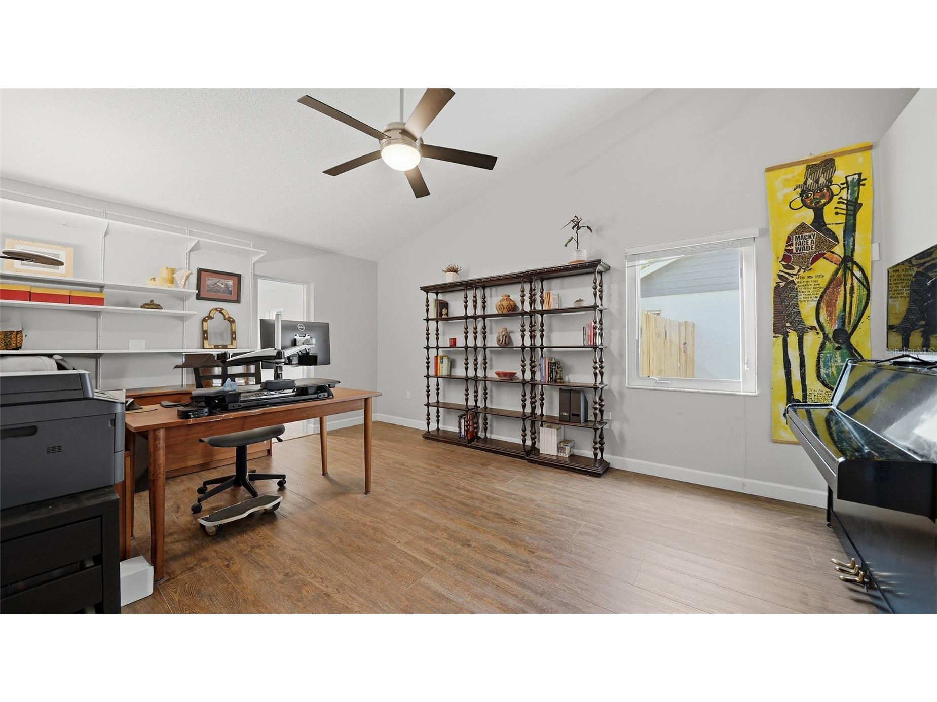 4668 Hamlets Grove Drive Sarasota FL 34235 A4687048 image31