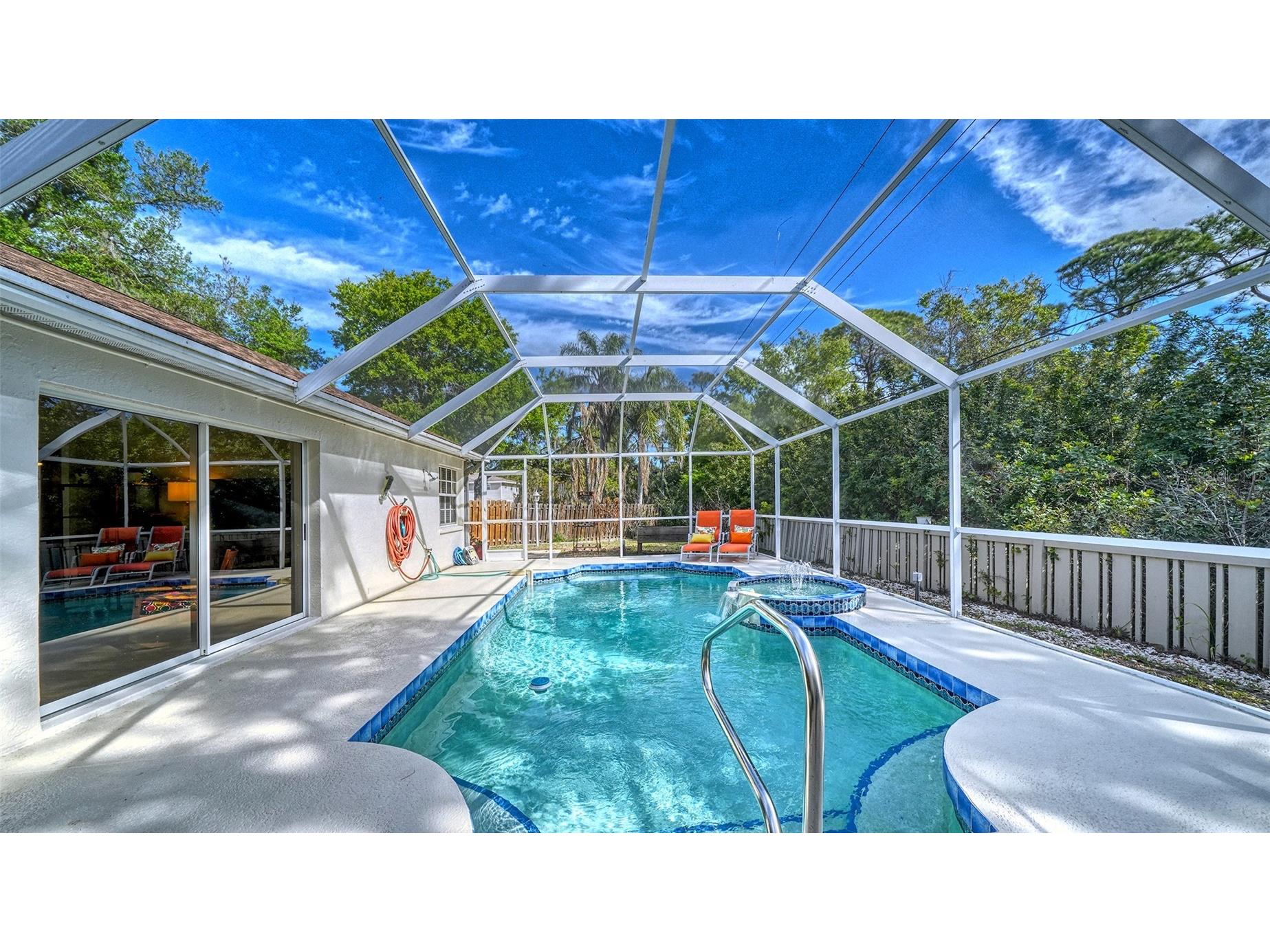 4668 Hamlets Grove Drive Sarasota FL 34235 A4687048 image38