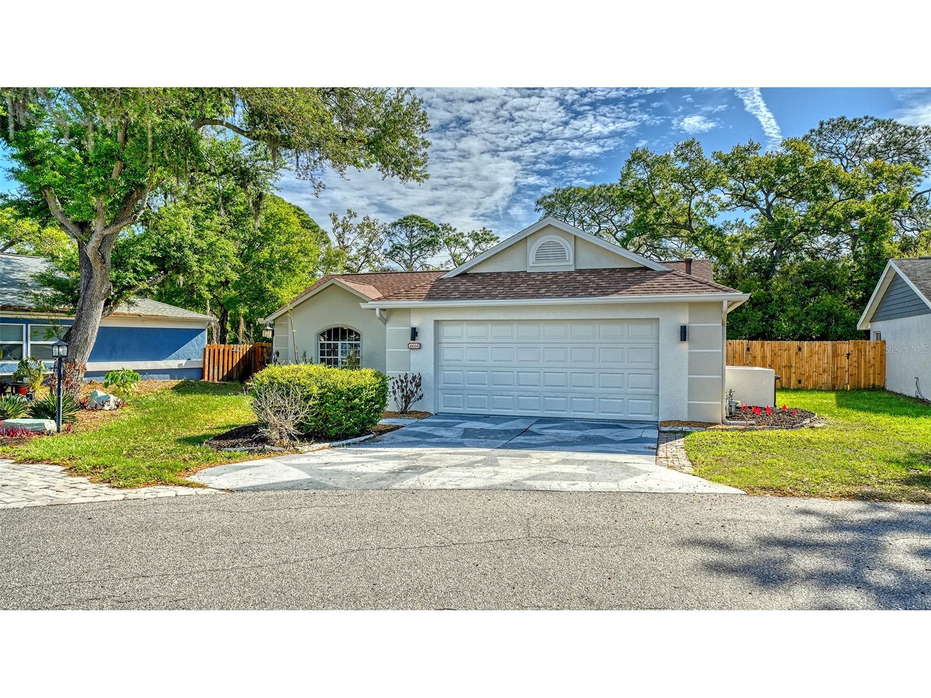 4668 Hamlets Grove Drive Sarasota FL 34235 A4687048 image4