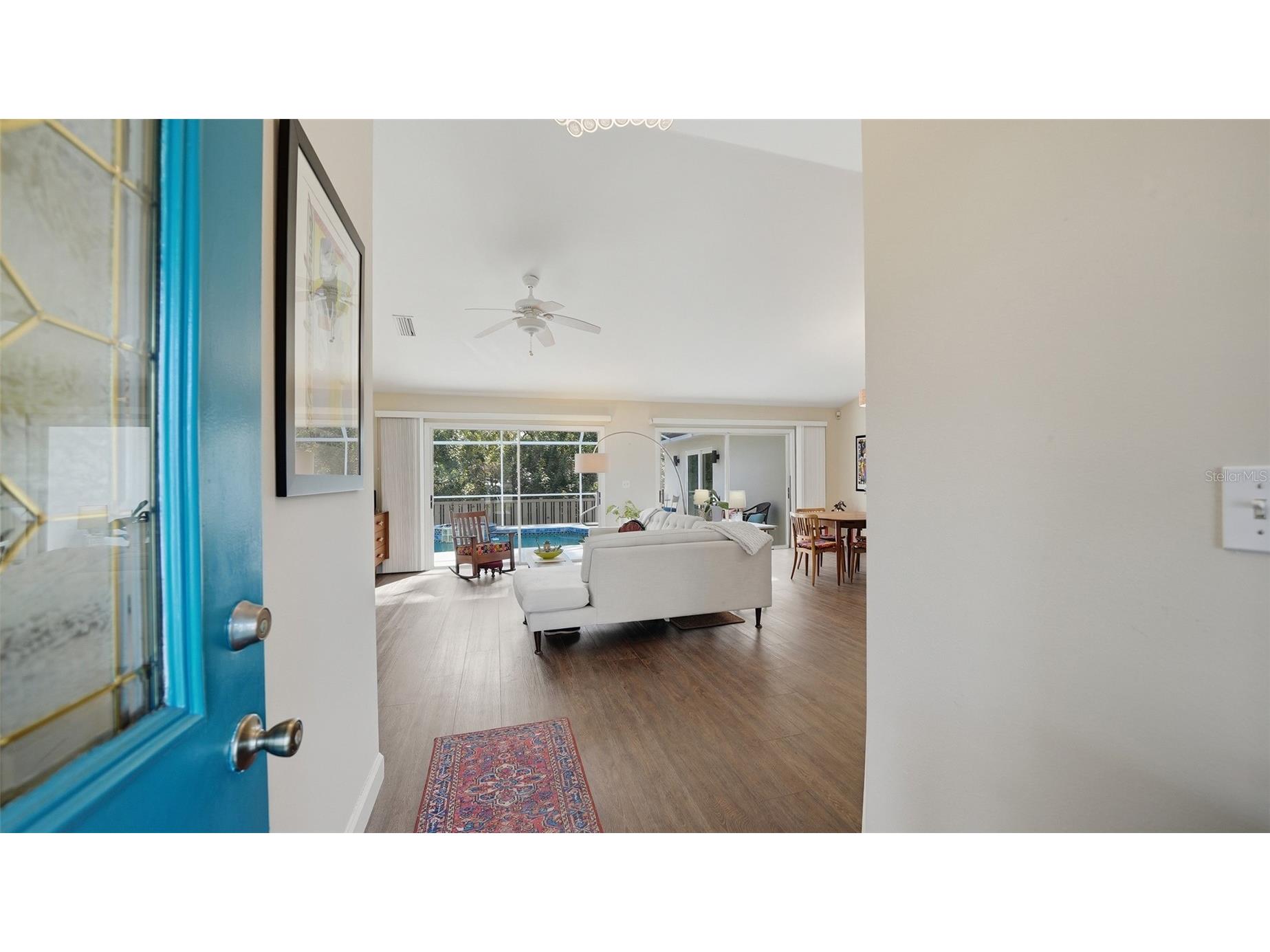 4668 Hamlets Grove Drive Sarasota FL 34235 A4687048 image7