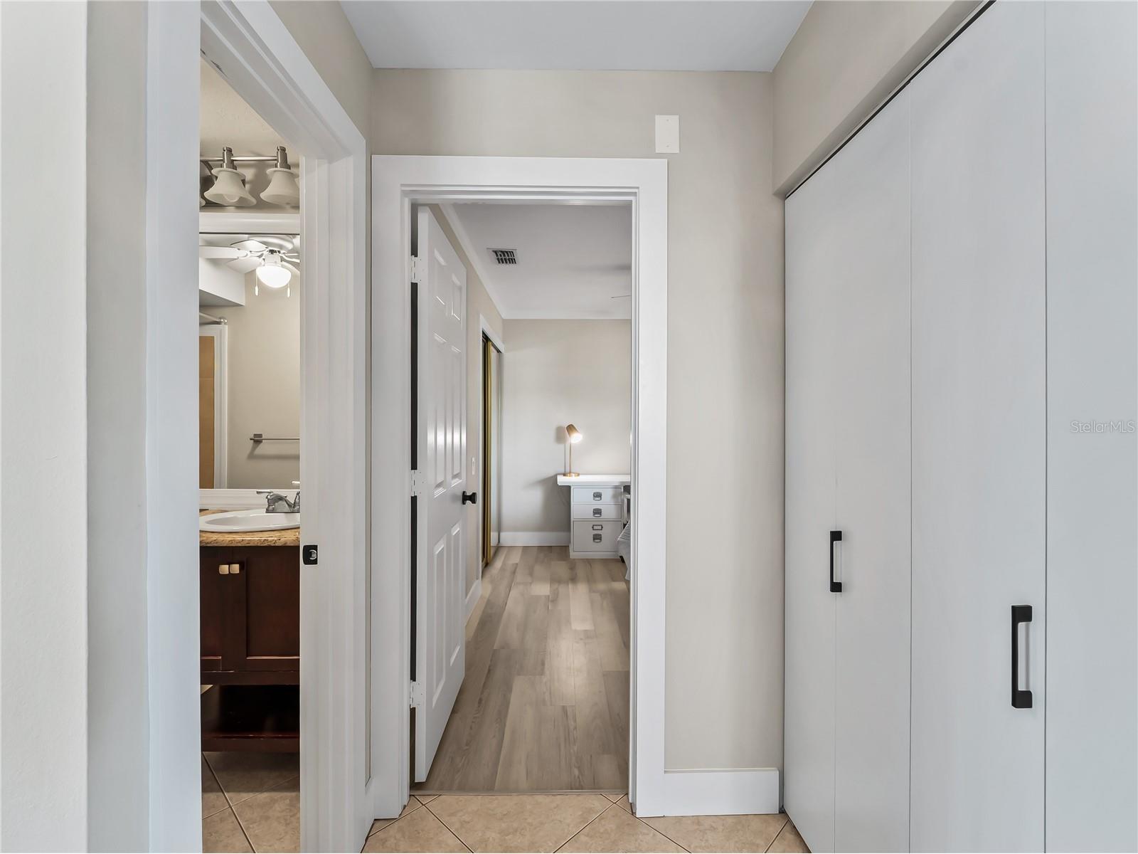 4668 Oak Hill Lane #40 Sarasota FL 34232 A4683176 image10