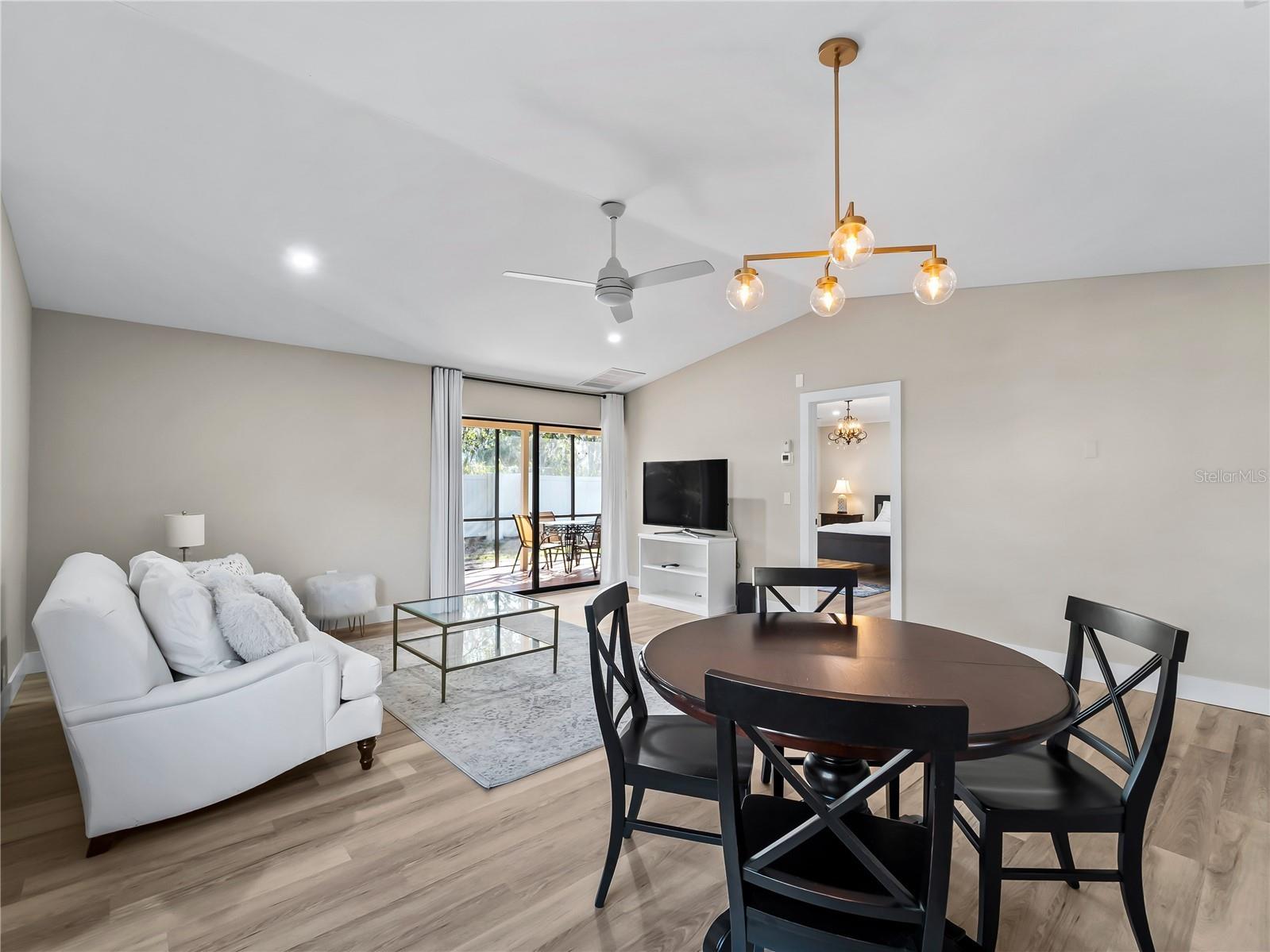 4668 Oak Hill Lane #40 Sarasota FL 34232 A4683176 image16