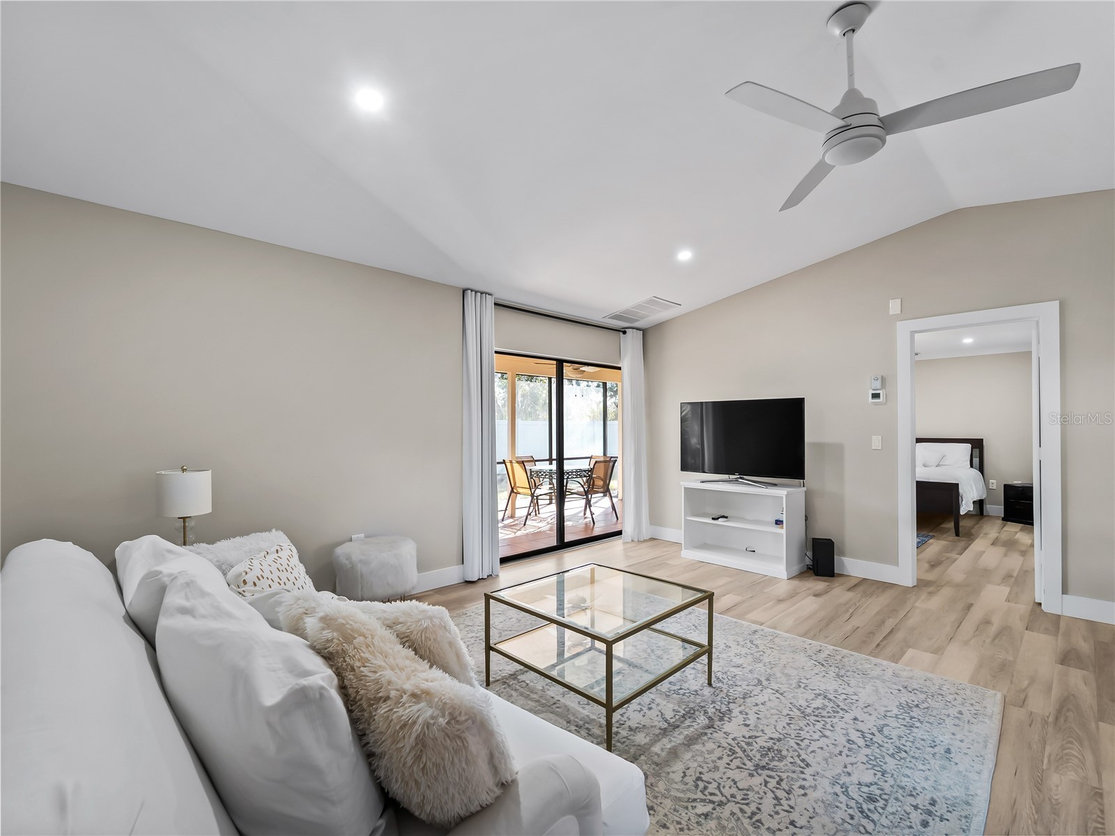 4668 Oak Hill Lane #40 Sarasota FL 34232 A4683176 image17