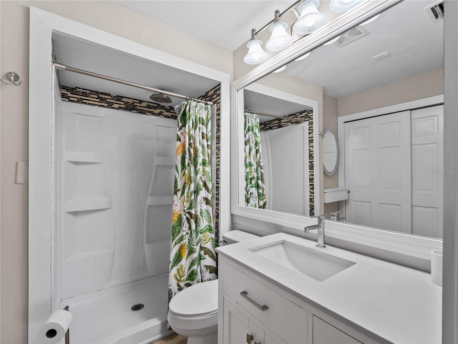 4668 Oak Hill Lane #40 Sarasota FL 34232 A4683176 image24