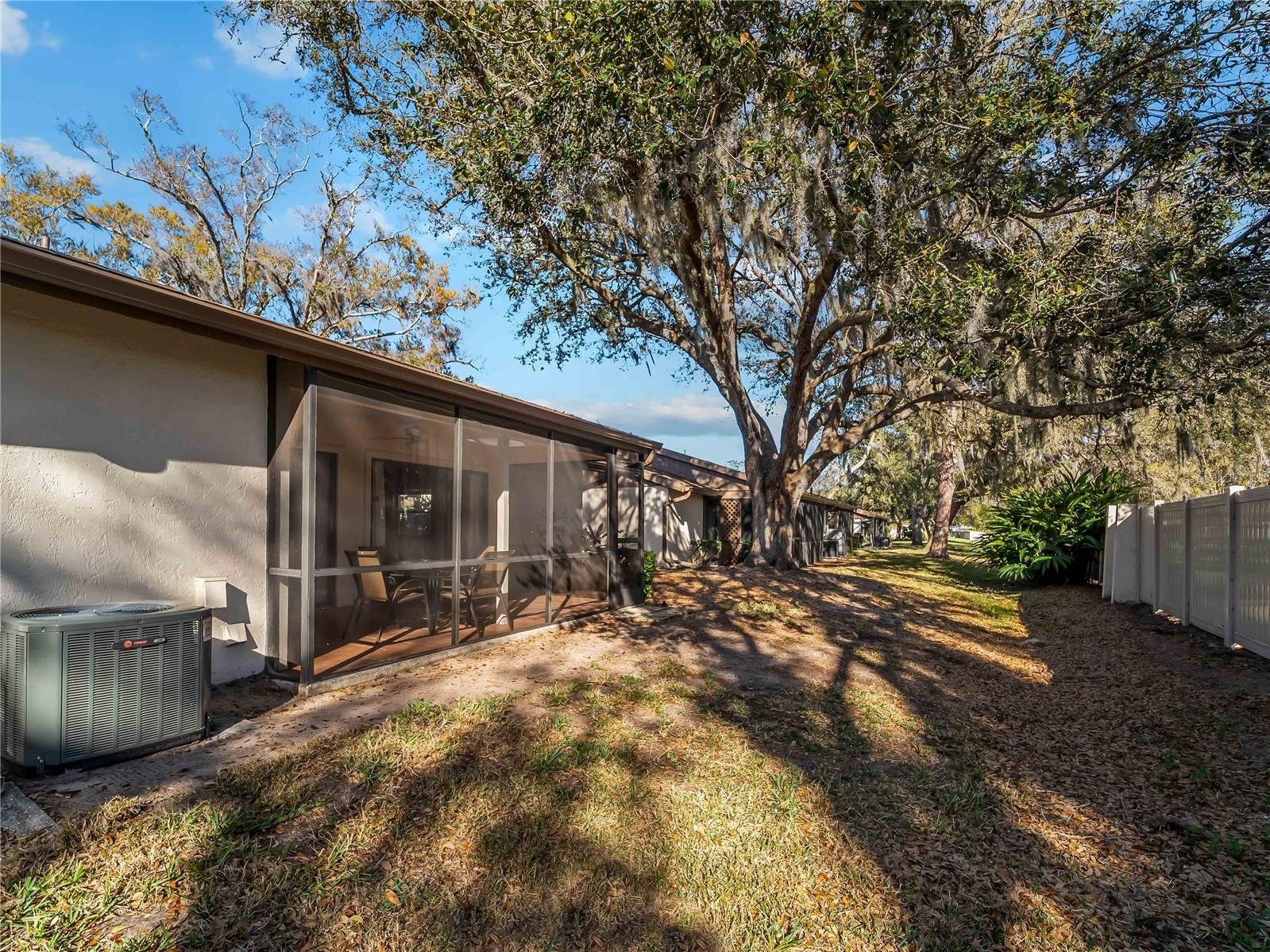 4668 Oak Hill Lane #40 Sarasota FL 34232 A4683176 image32