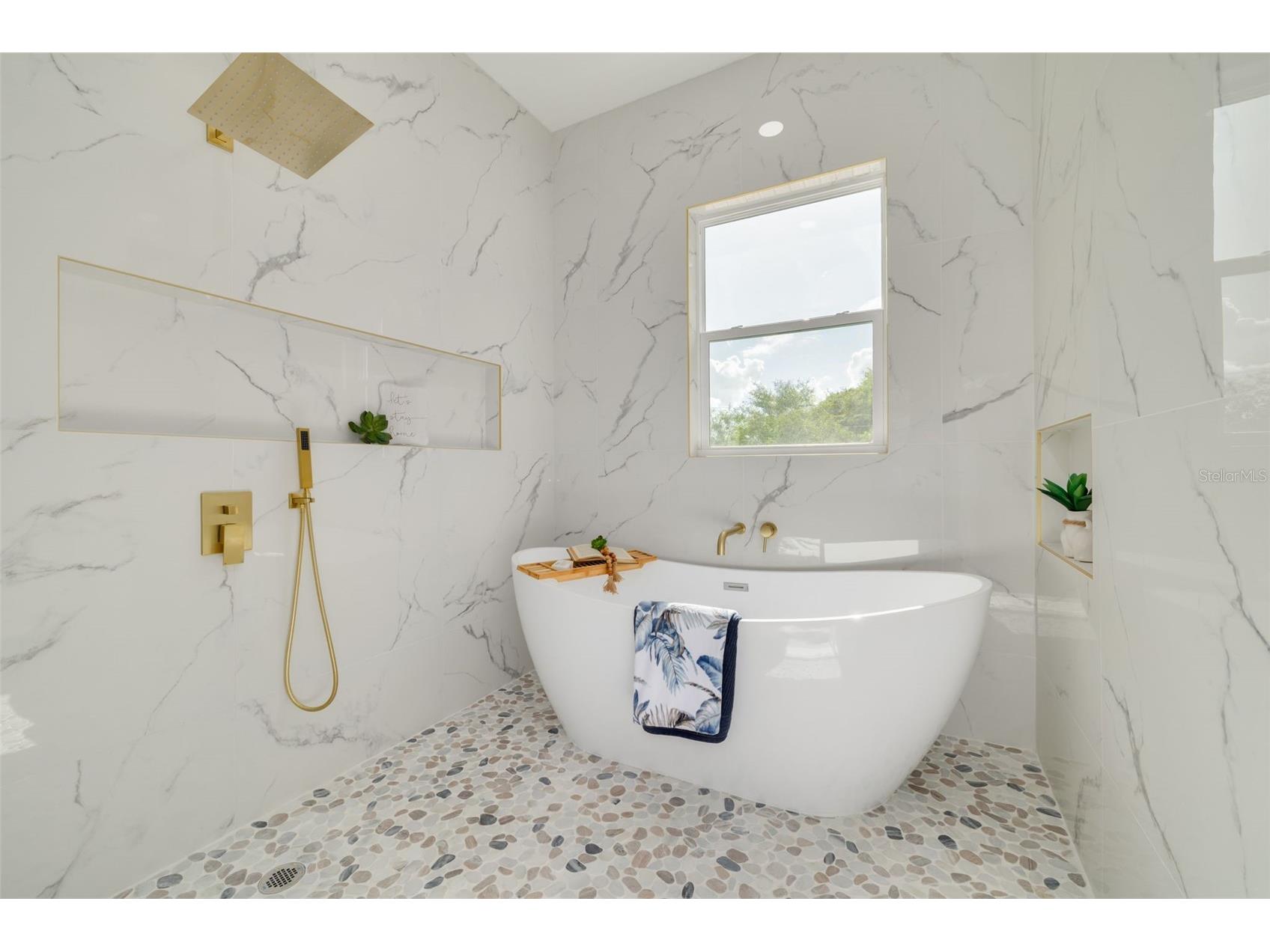 467 34th Avenue N Saint Petersburg FL 33704 TB8496705 image26