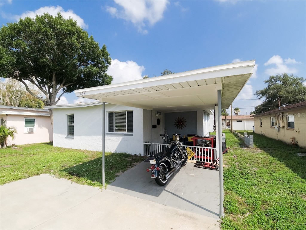 467 92nd Avenue N Saint Petersburg FL 33702 U8211713 image1