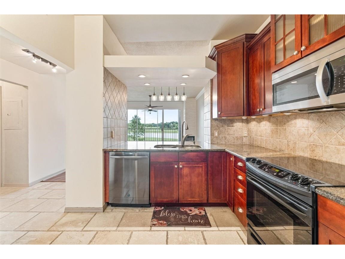 467 Hamptoncrest Circle #203 Lake Mary FL 32746 V4944022 image9