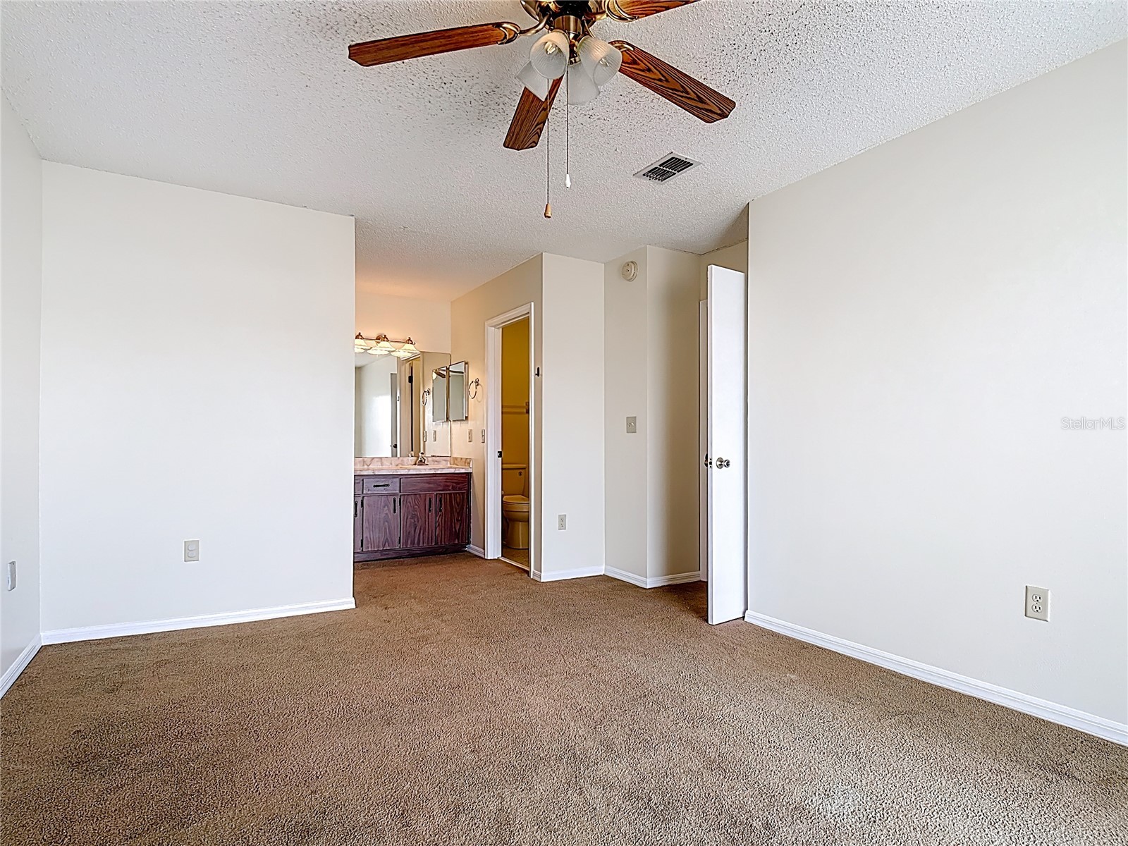 467 Hunter Circle Kissimmee FL 34758 O6382663 image18