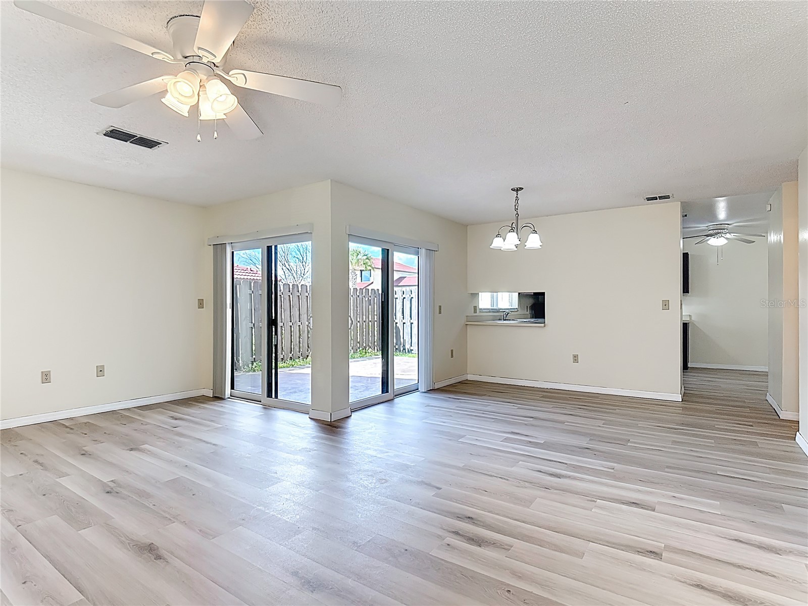 467 Hunter Circle Kissimmee FL 34758 O6382663 image4