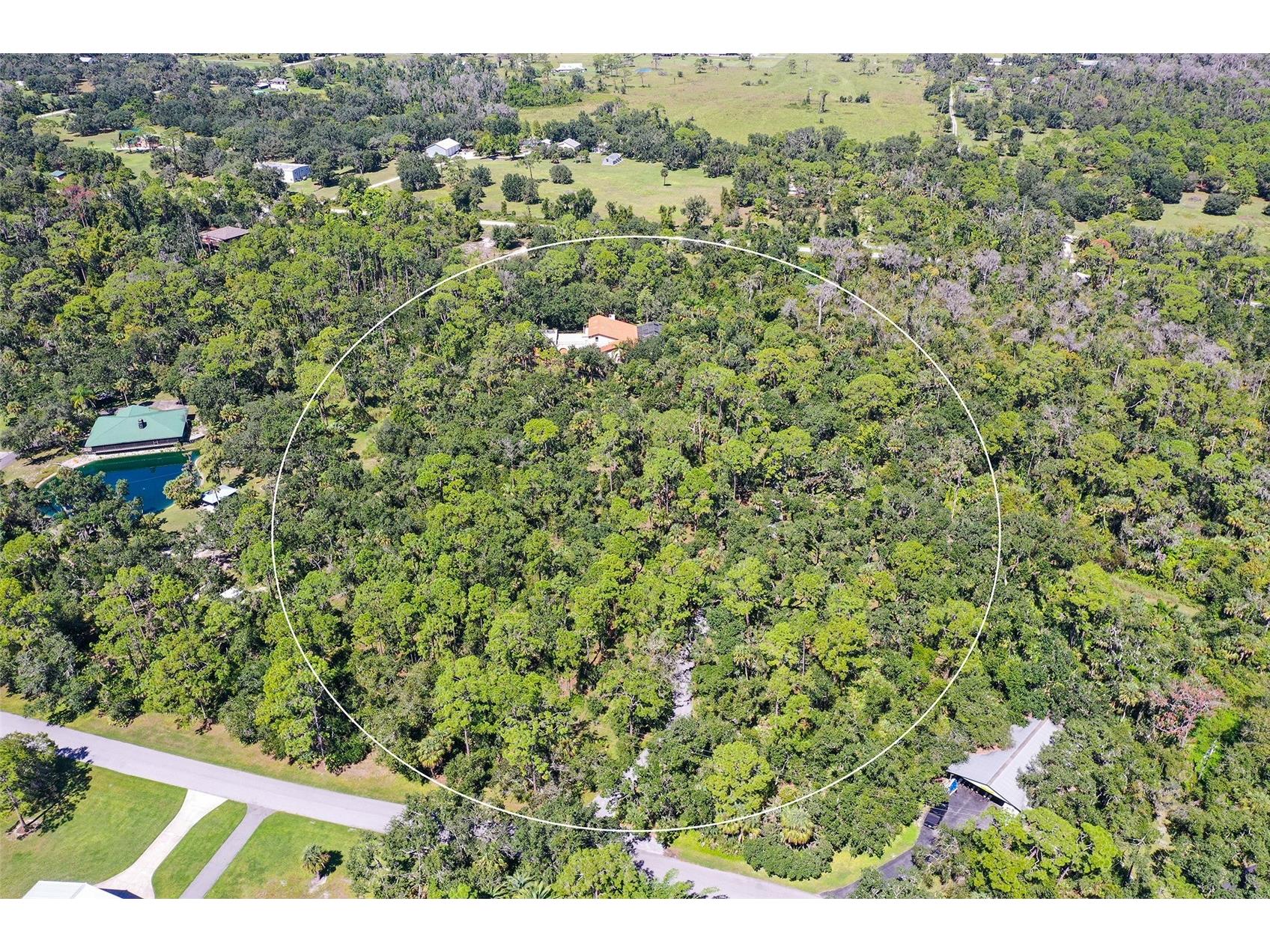 4674 Hidden River Road Sarasota FL 34240 A4668851 image37