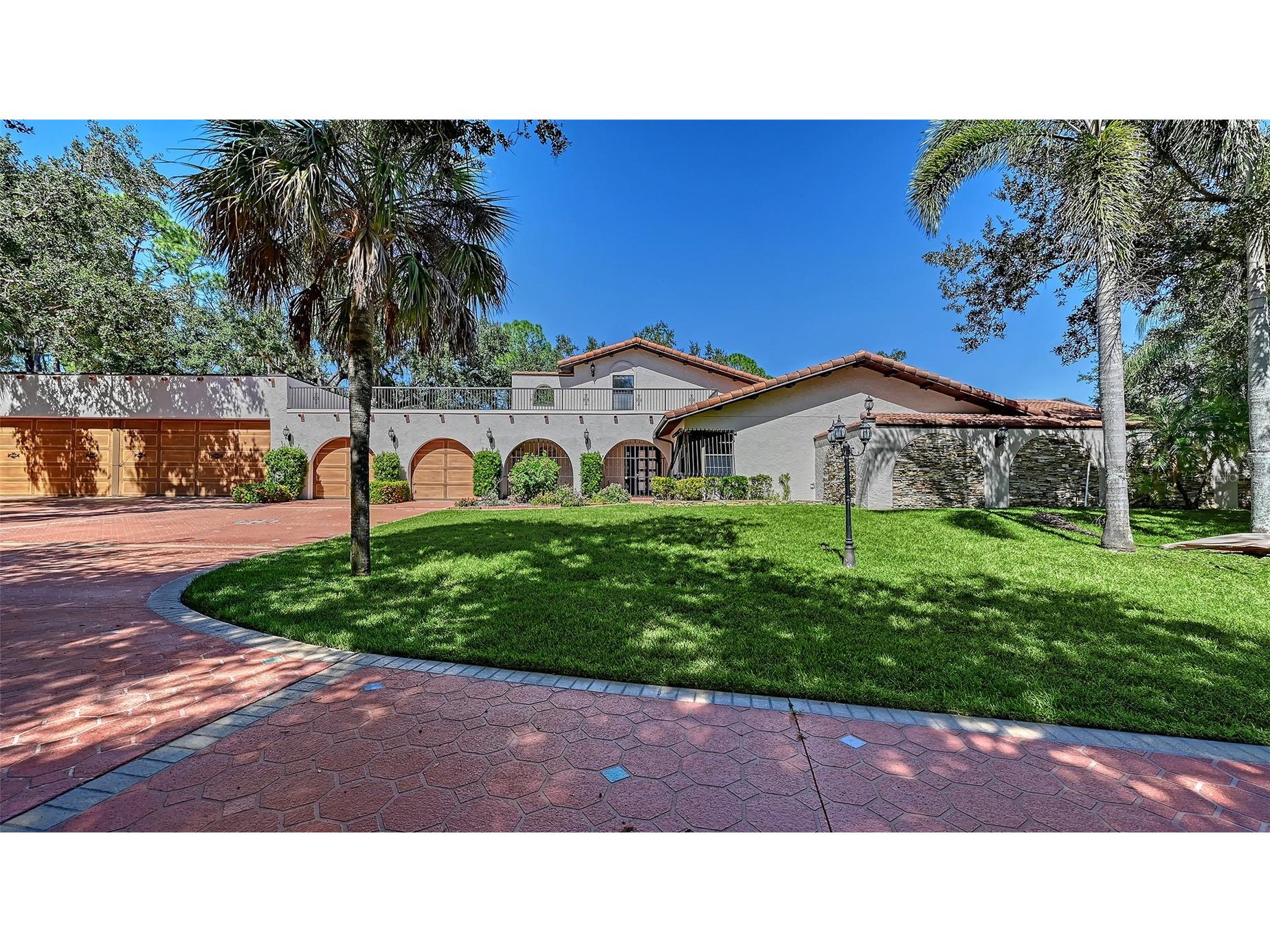 4674 Hidden River Road Sarasota FL 34240 A4668851 image4