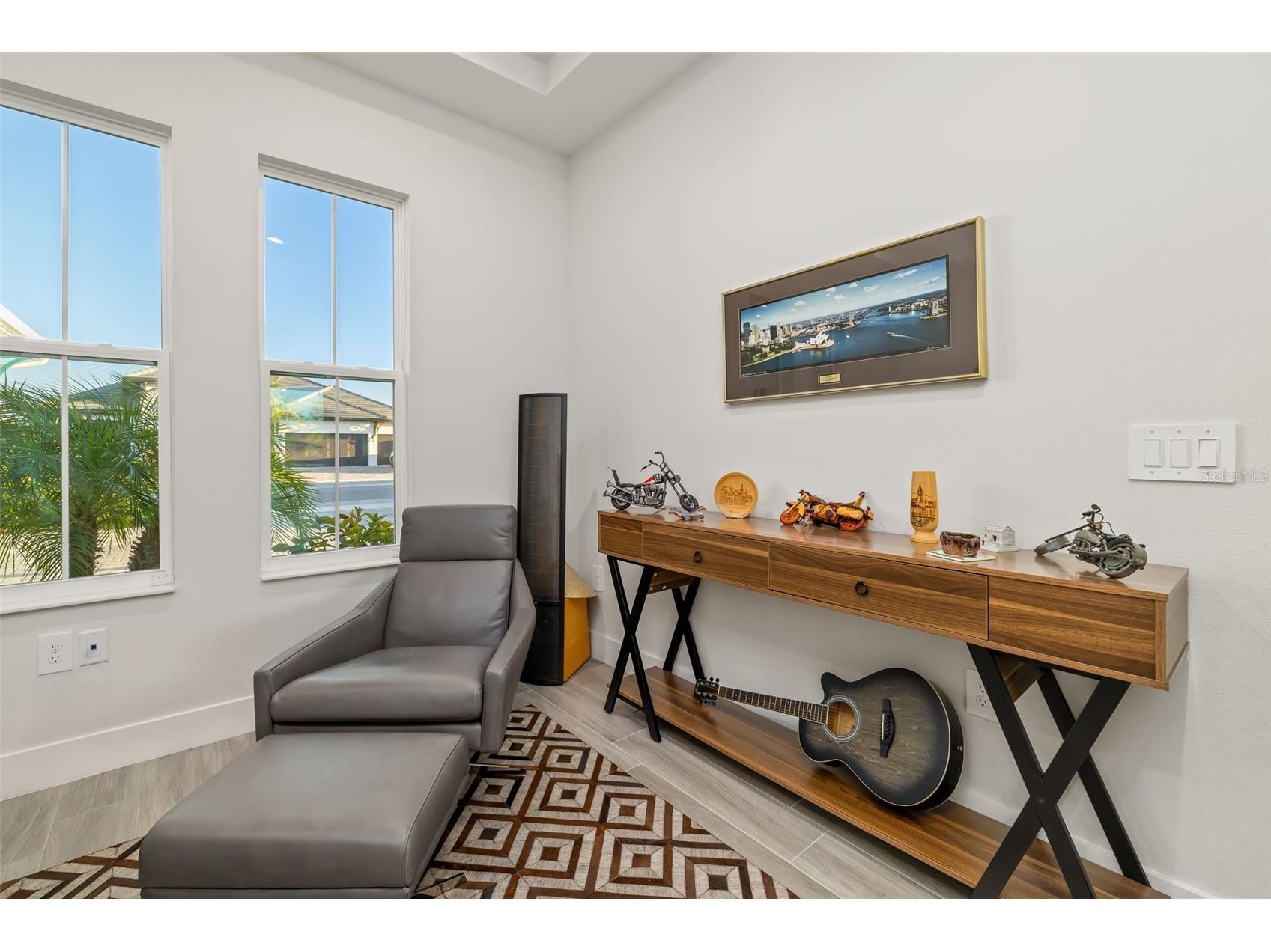 4677 Antrim Drive Sarasota FL 34240 A4684179 image35
