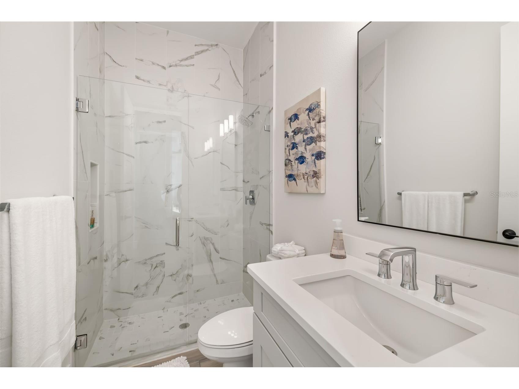 4677 Antrim Drive Sarasota FL 34240 A4684179 image41