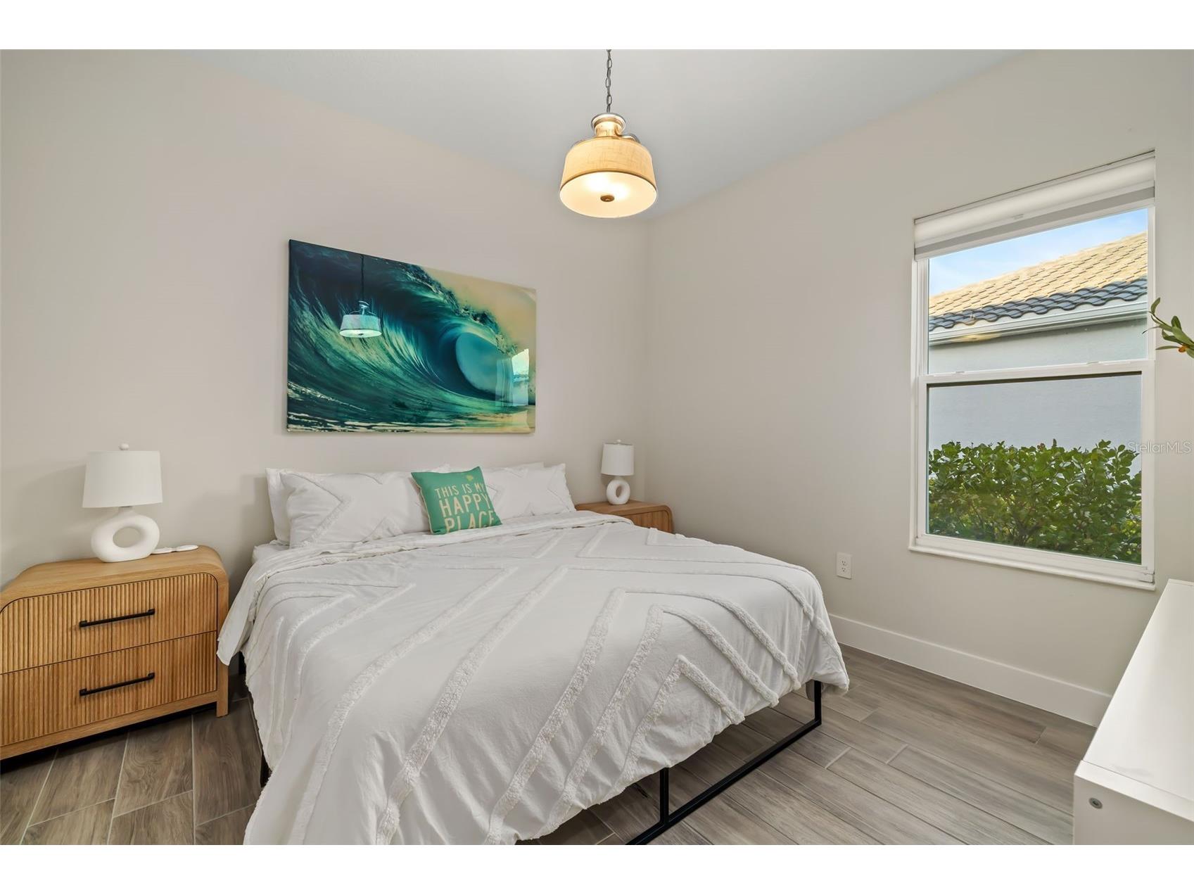 4677 Antrim Drive Sarasota FL 34240 A4684179 image45