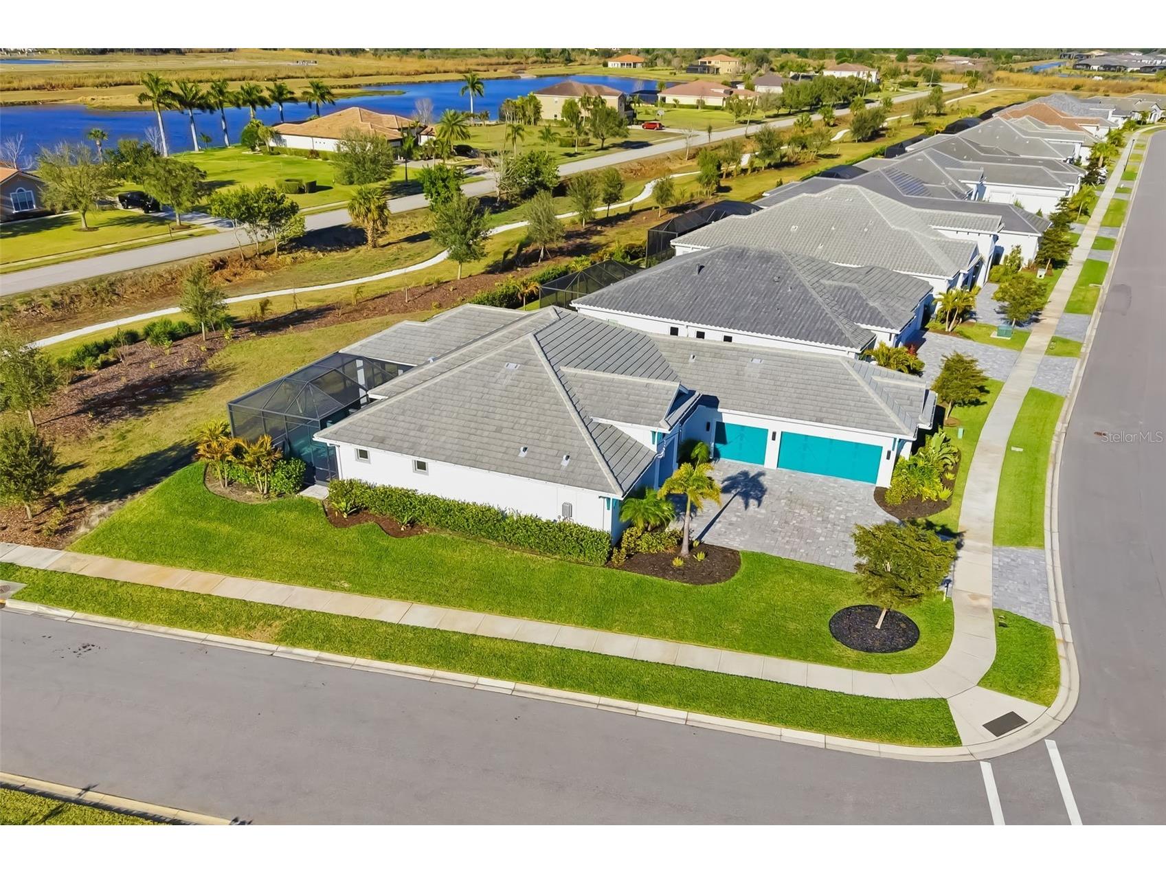 4677 Antrim Drive Sarasota FL 34240 A4684179 image54