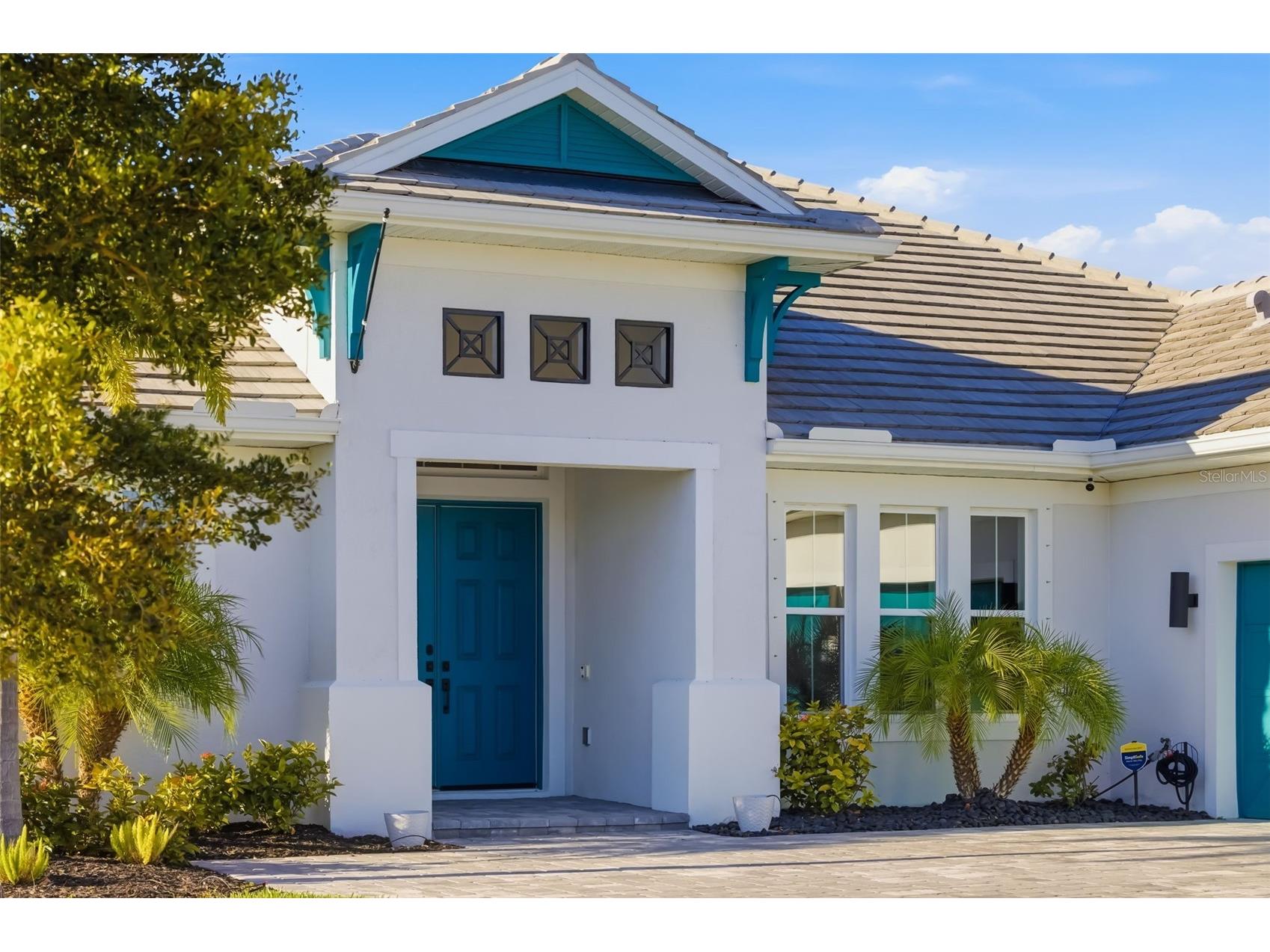 4677 Antrim Drive Sarasota FL 34240 A4684179 image55