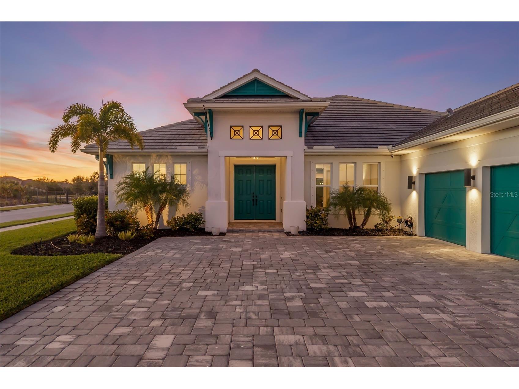 4677 Antrim Drive Sarasota FL 34240 A4684179 image89