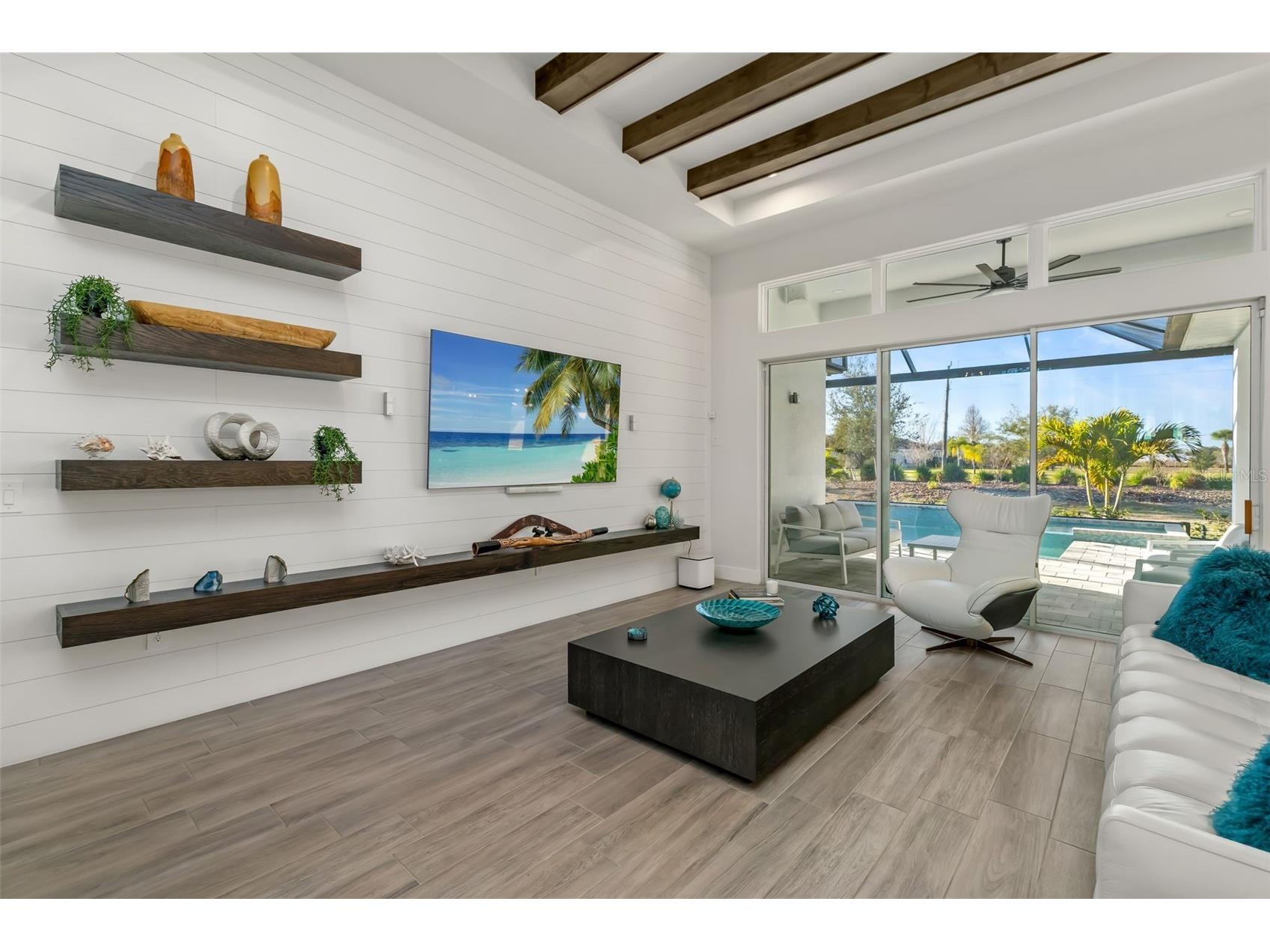 4677 Antrim Drive Sarasota FL 34240 A4684179 image9