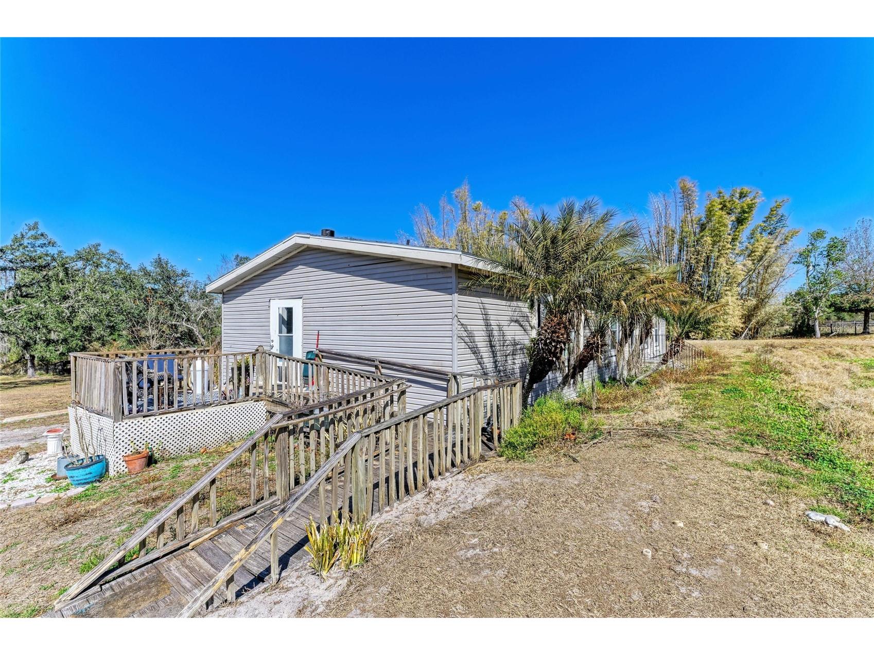 4678 253rd Street E Myakka City FL 34251 A4681741 image8