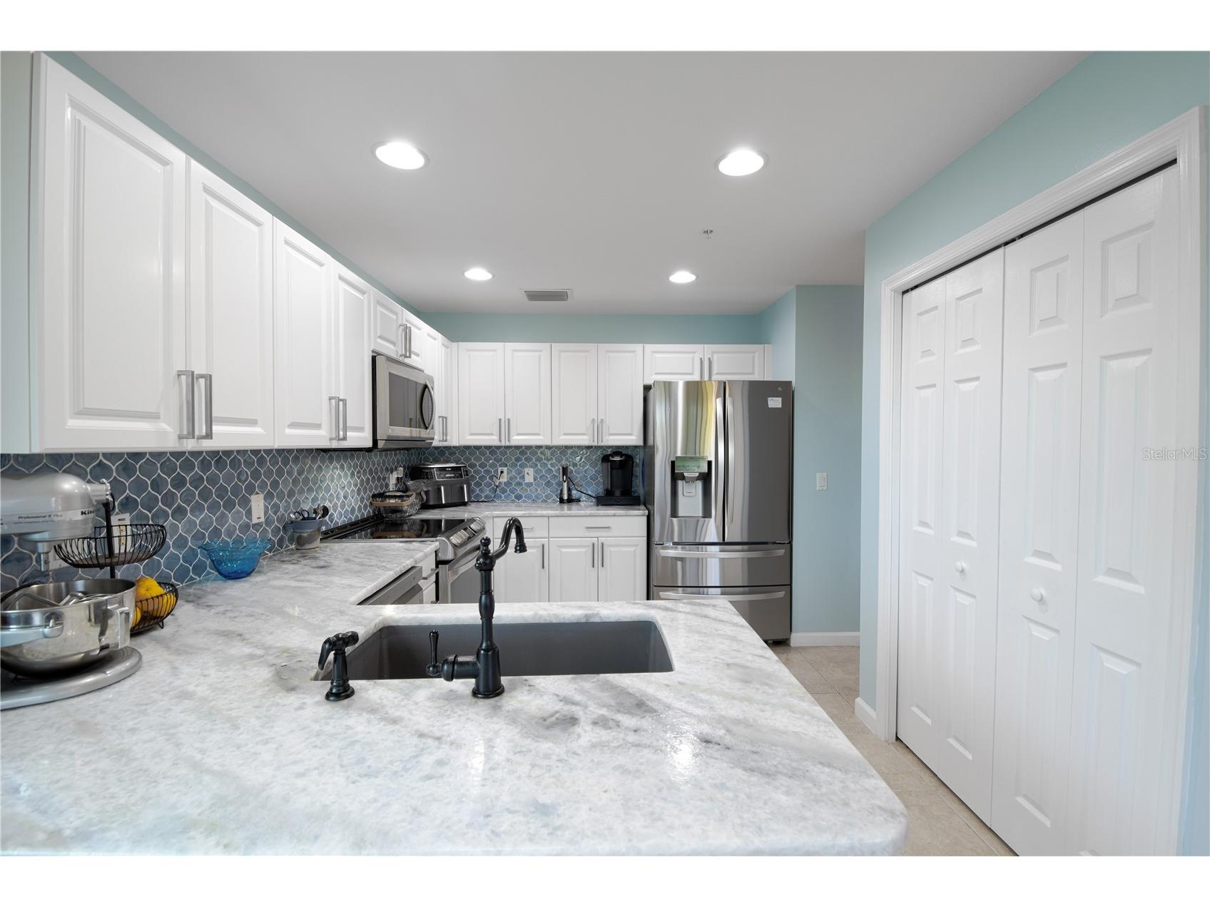 4679 Club Drive #102 Port Charlotte FL 33953 C7518698 image18