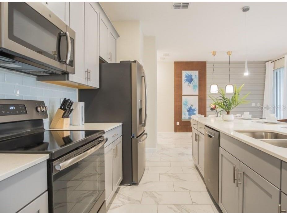 468 Ocean Course Avenue Davenport FL 33896 O6389824 image5