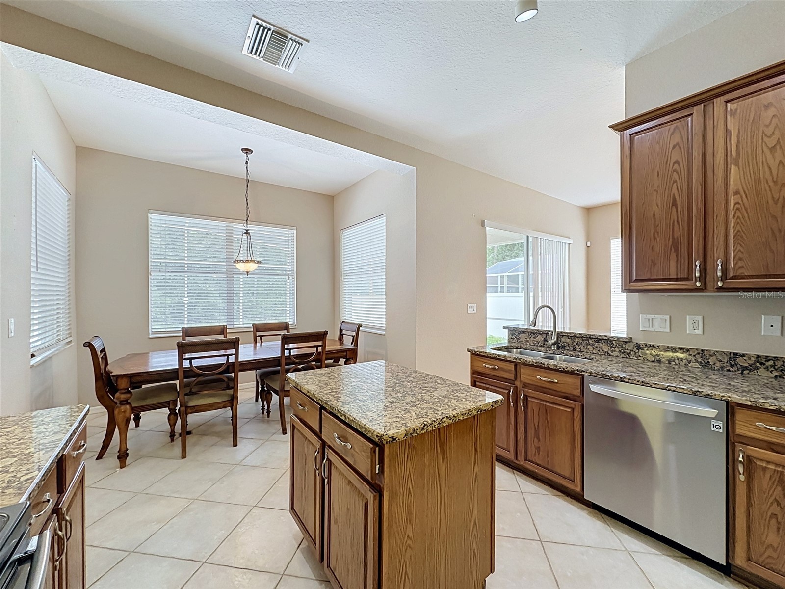 468 Pinewood Dr Davenport FL 33896 S5154208 image2