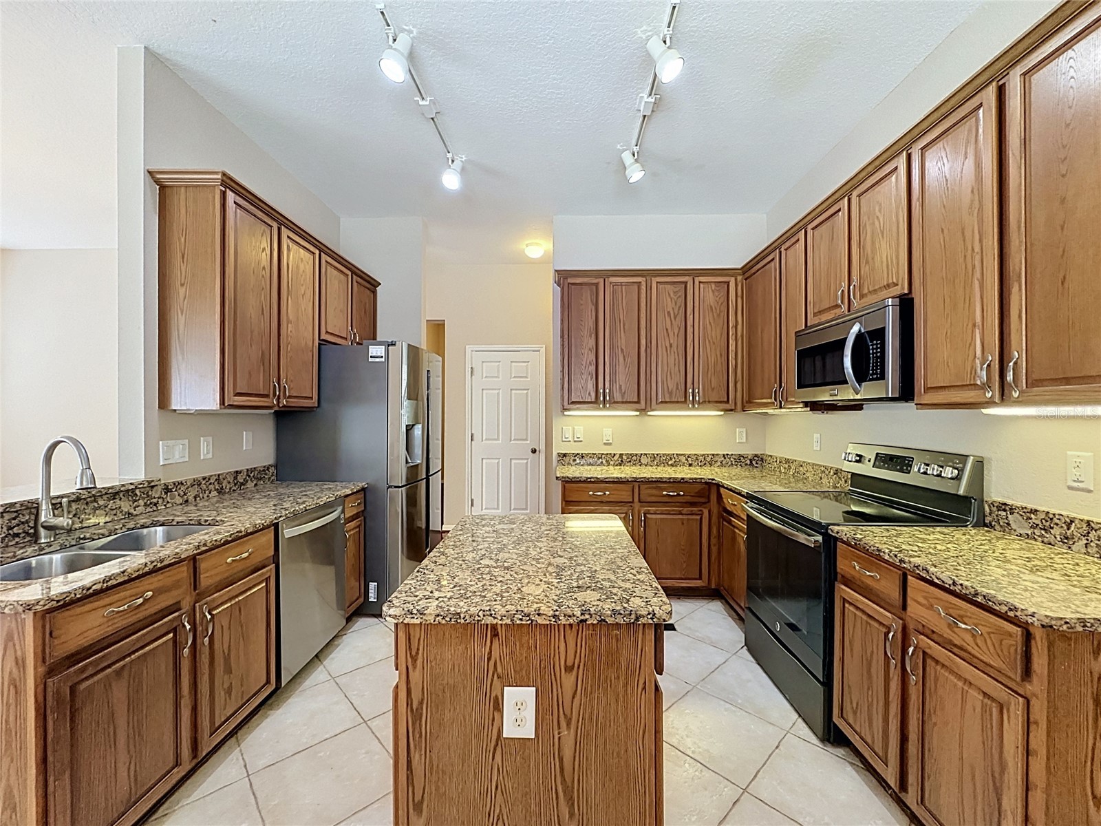 468 Pinewood Dr Davenport FL 33896 S5154208 image6