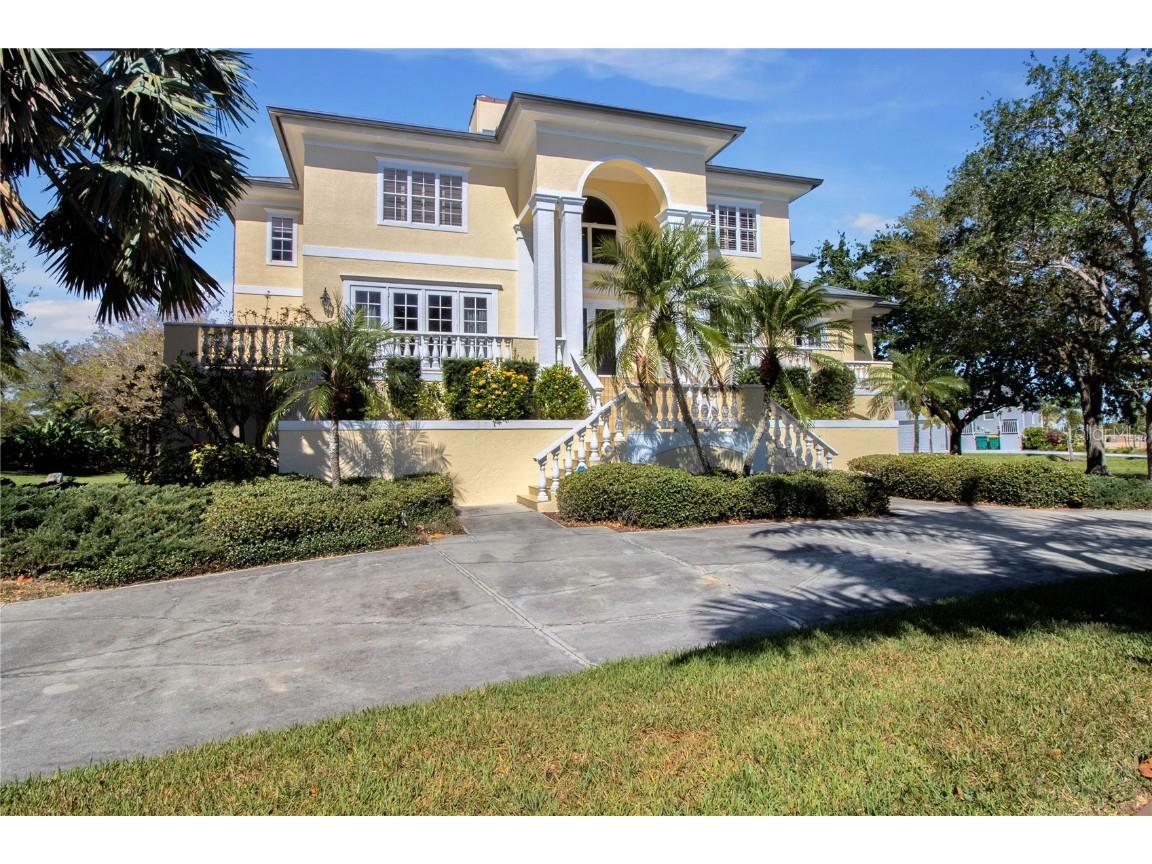 4680 Grassy Point Boulevard Port Charlotte FL 33952 - GRASSY POINT YACHT CLUB MARINA BASIN C7488258 image1