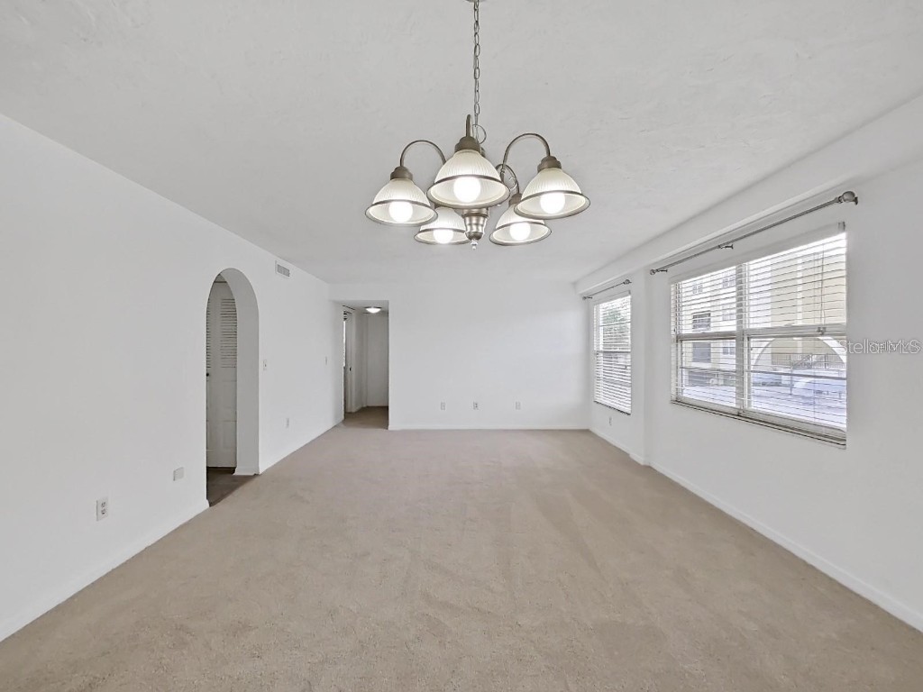 4681 1st Street NE #209 Saint Petersburg FL 33703 TB8425851 image10