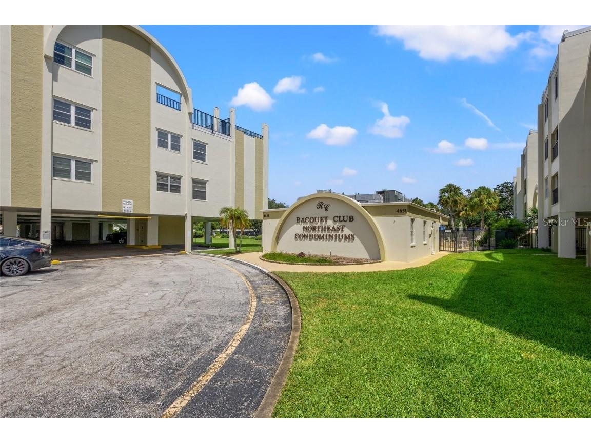 4681 1st Street NE #211 Saint Petersburg FL 33703 U8255875 image1