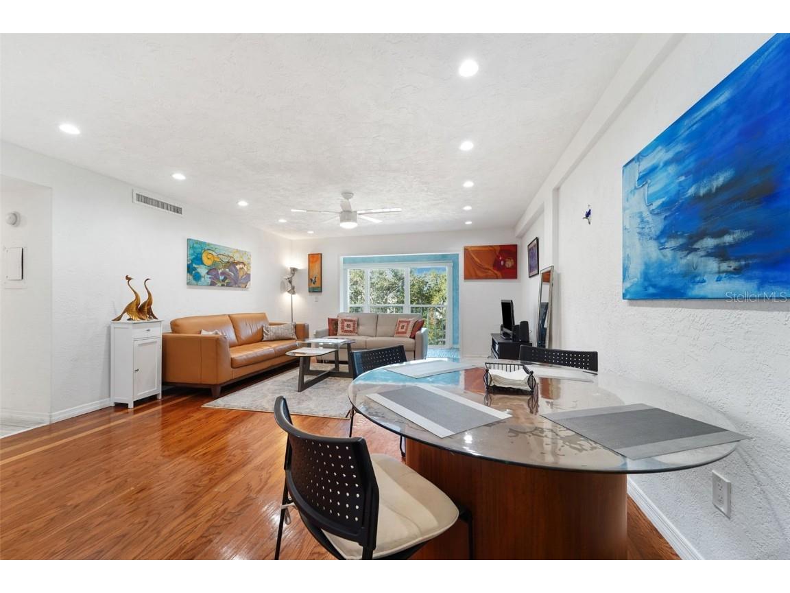 4681 1st Street NE #301 Saint Petersburg FL 33703 TB8457263 image10