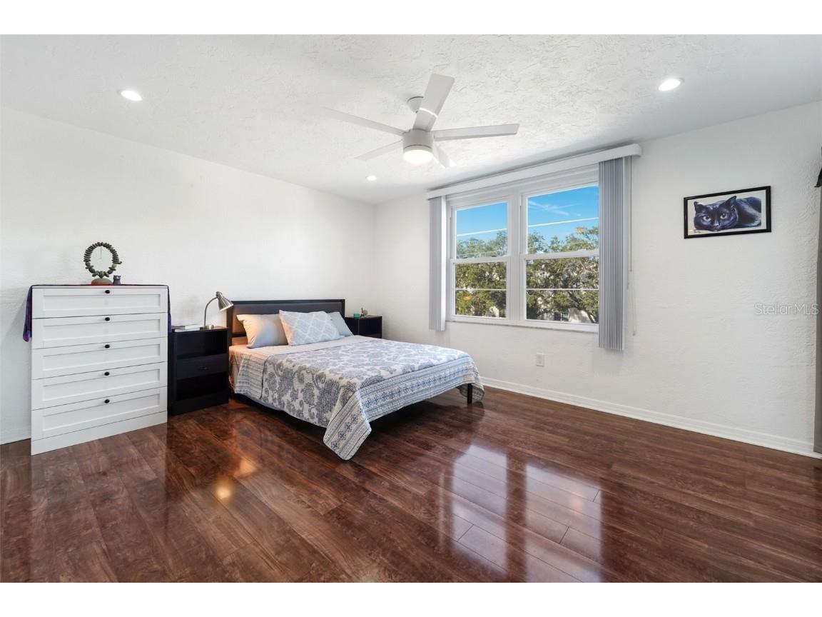 4681 1st Street NE #301 Saint Petersburg FL 33703 TB8457263 image15