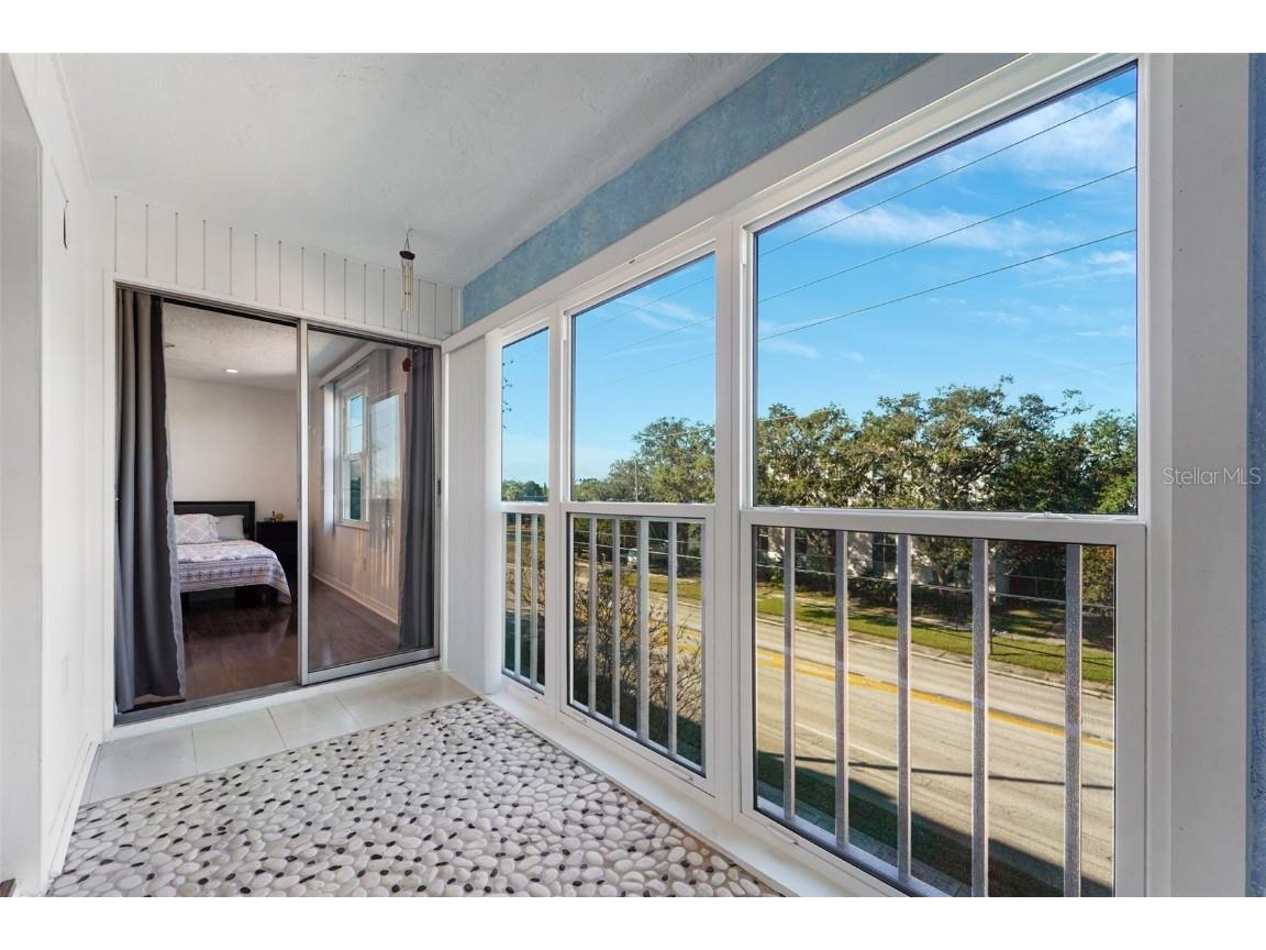 4681 1st Street NE #301 Saint Petersburg FL 33703 TB8457263 image16