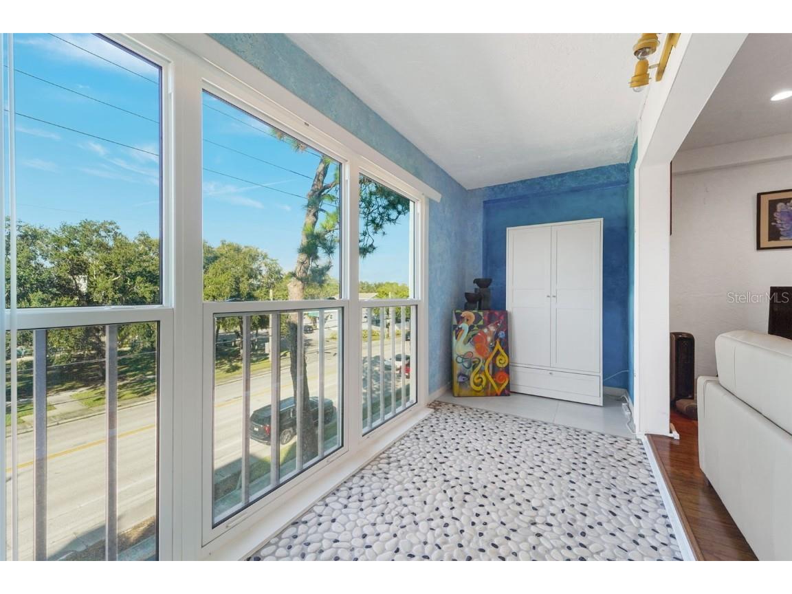 4681 1st Street NE #301 Saint Petersburg FL 33703 TB8457263 image17