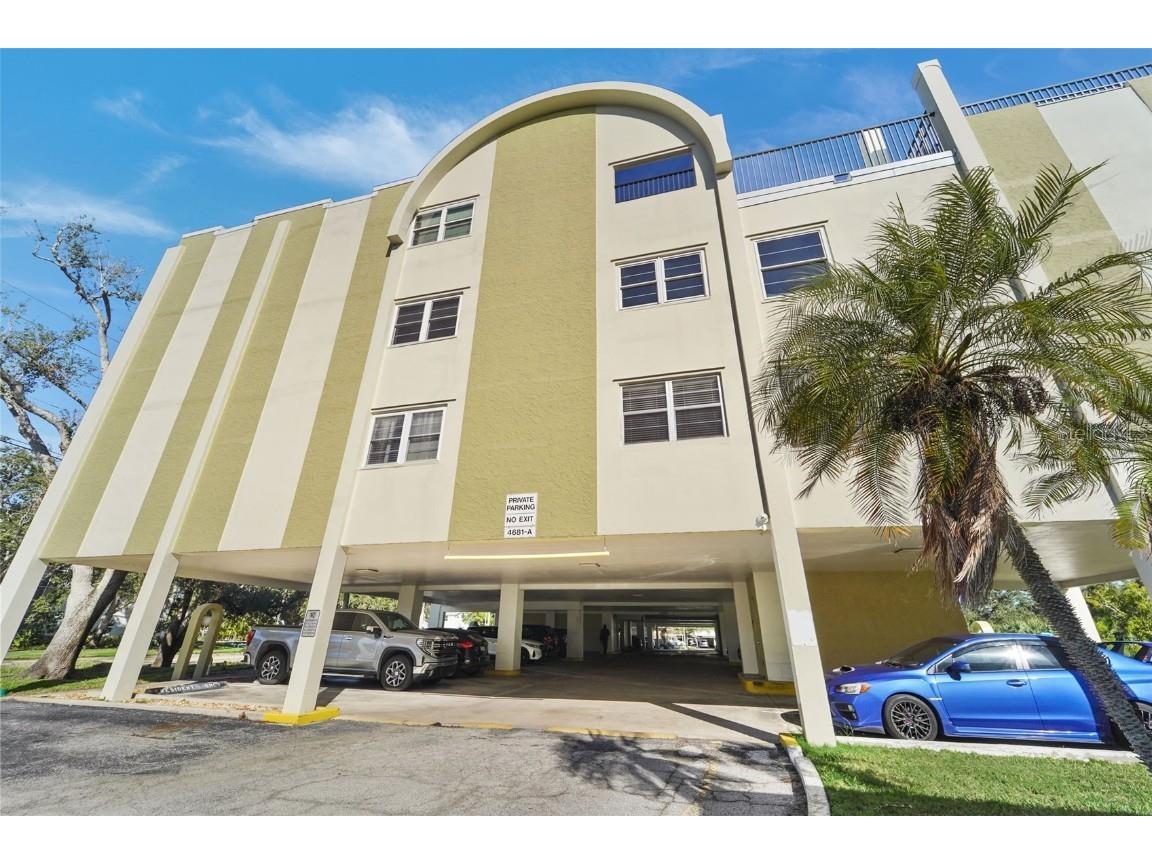 4681 1st Street NE #301 Saint Petersburg FL 33703 TB8457263 image2