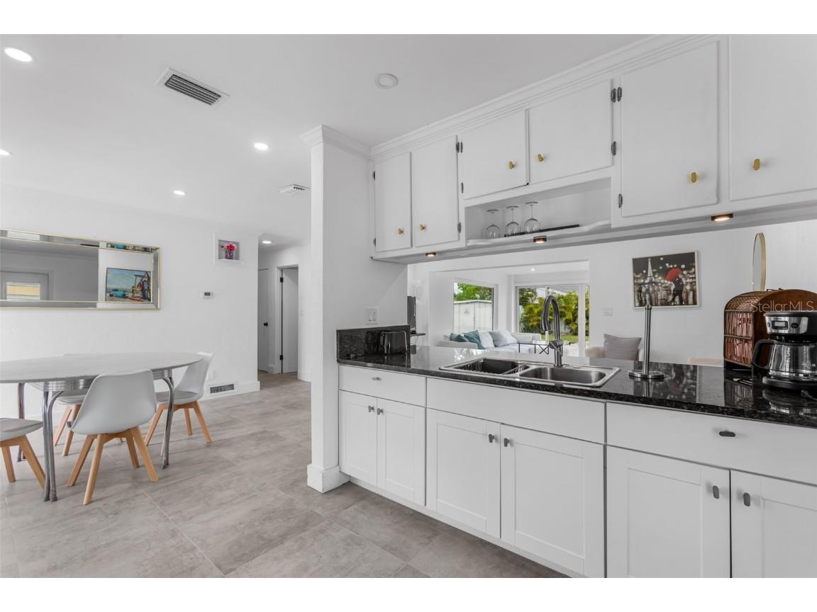 4681 Carson Street NE Saint Petersburg FL 33703 TB8457140 image10