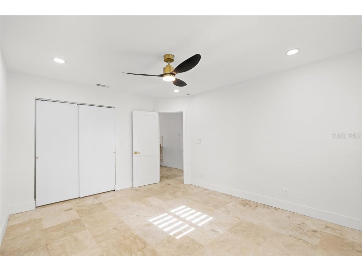 4681 Shore Acres Boulevard NE Saint Petersburg FL 33703 TB8440195 image13