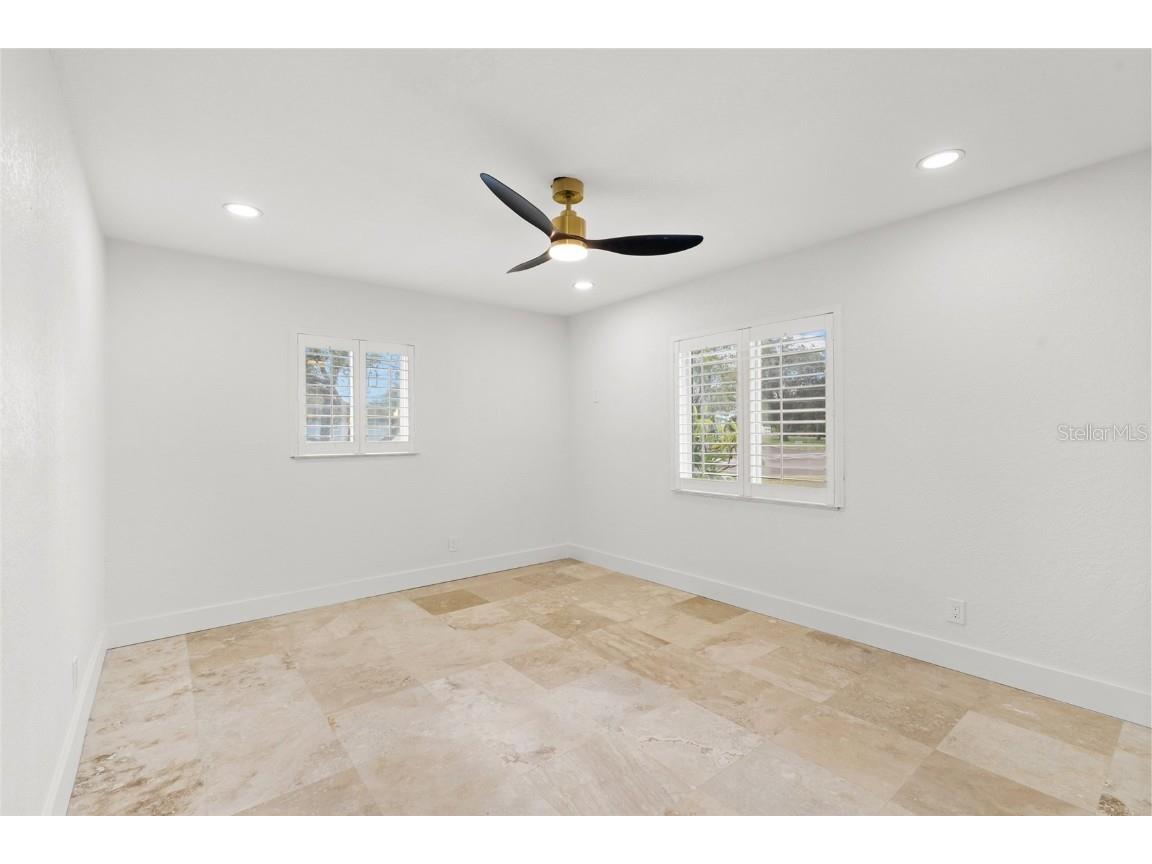 4681 Shore Acres Boulevard NE Saint Petersburg FL 33703 TB8440195 image17