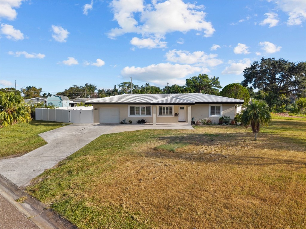 4681 Shore Acres Boulevard NE Saint Petersburg FL 33703 TB8440195 image40