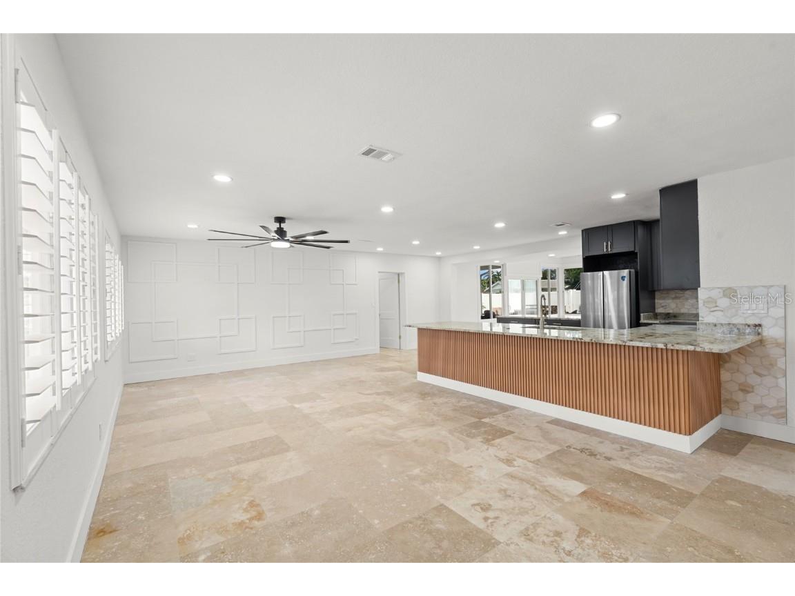 4681 Shore Acres Boulevard NE Saint Petersburg FL 33703 TB8440195 image5