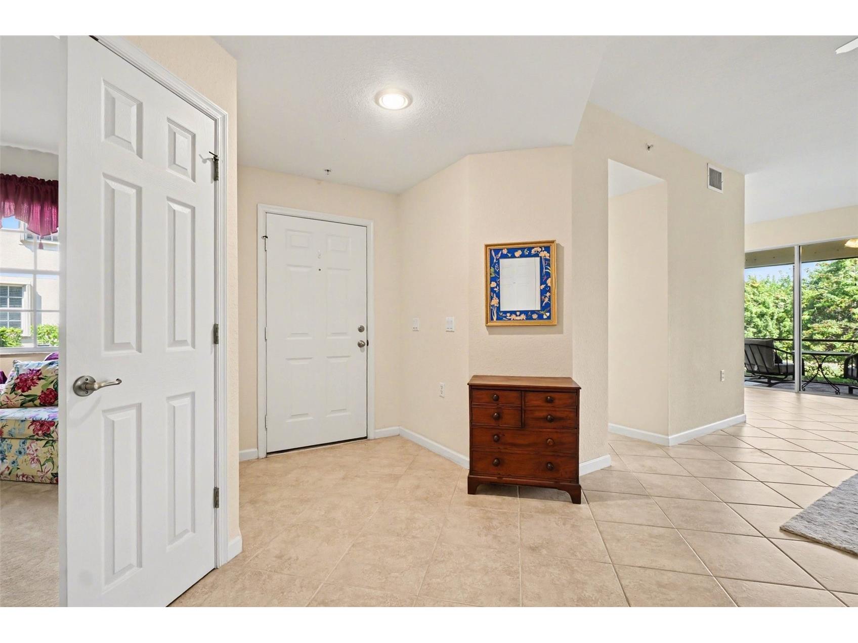 4683 Club Drive #101 Port Charlotte FL 33953 D6145973 image4