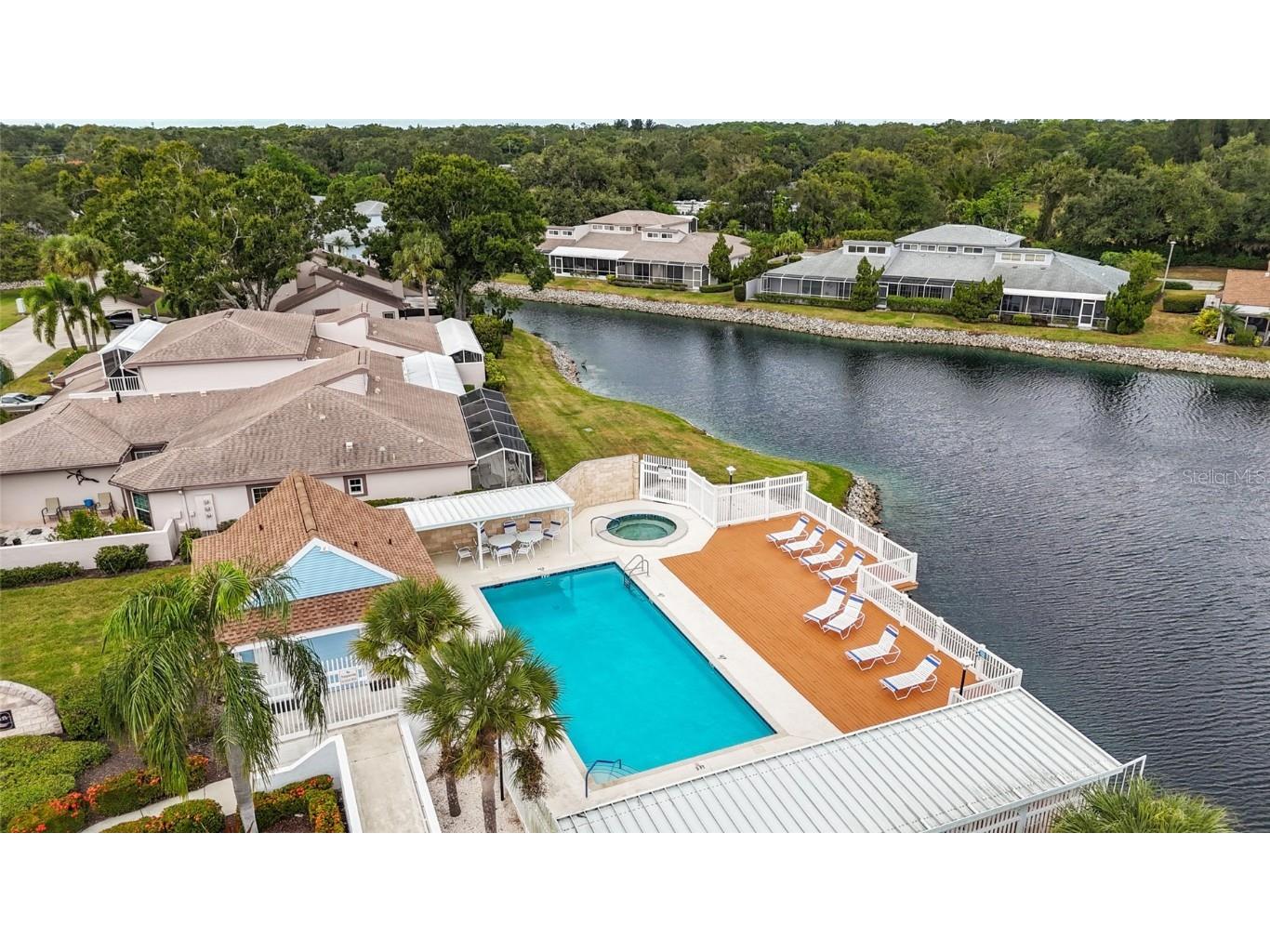 4683 Winston Lane N #30 Sarasota FL 34235 A4670091 image49