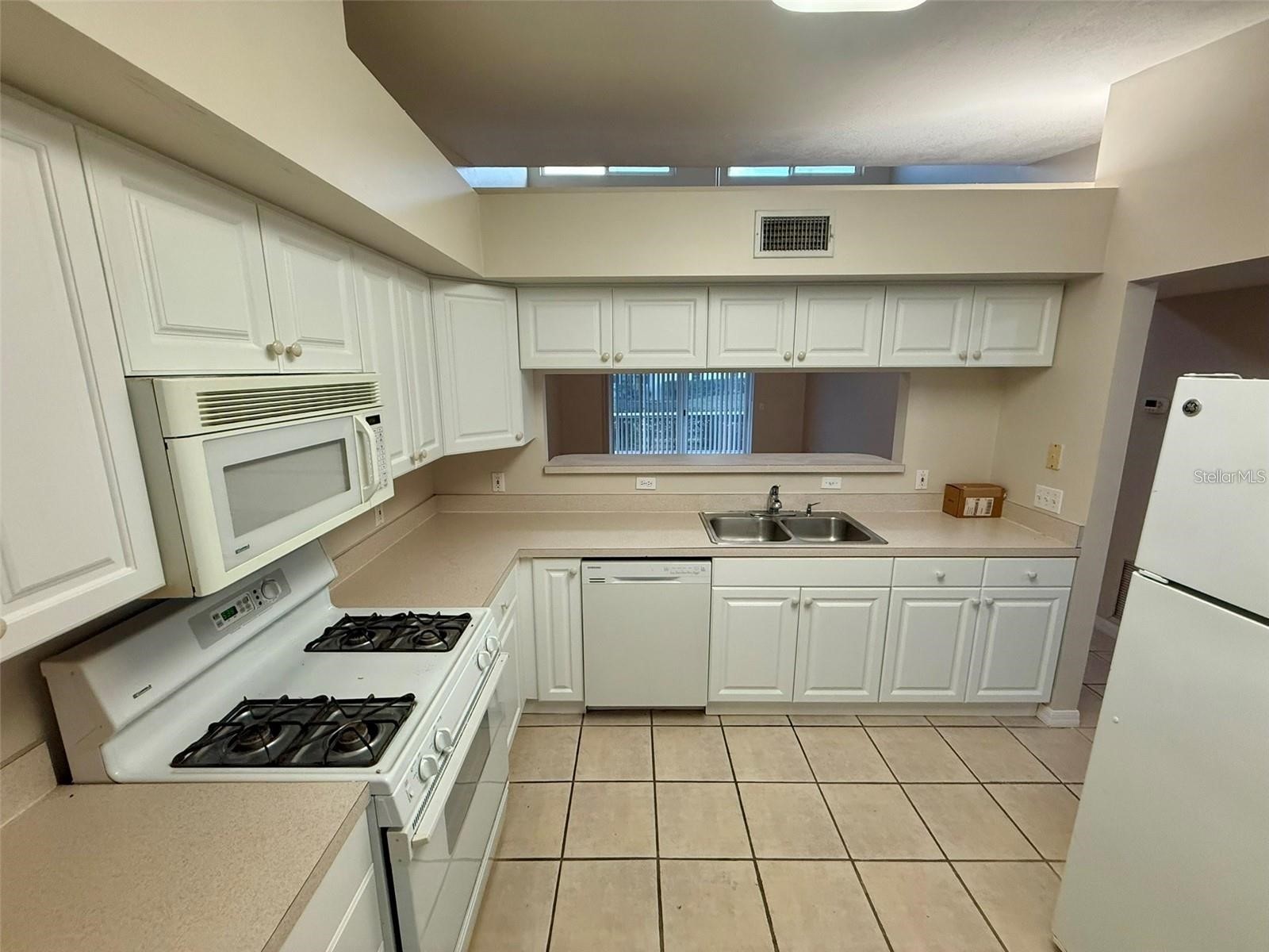 4683 Winston Lane N #30 Sarasota FL 34235 A4696832 image16